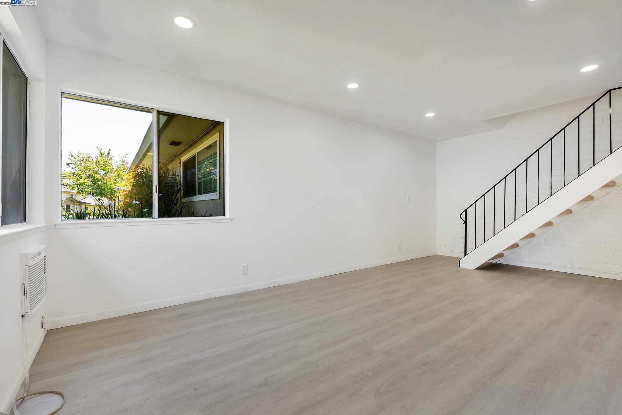 Photo #7: 41105834 Listing: Photo #7
