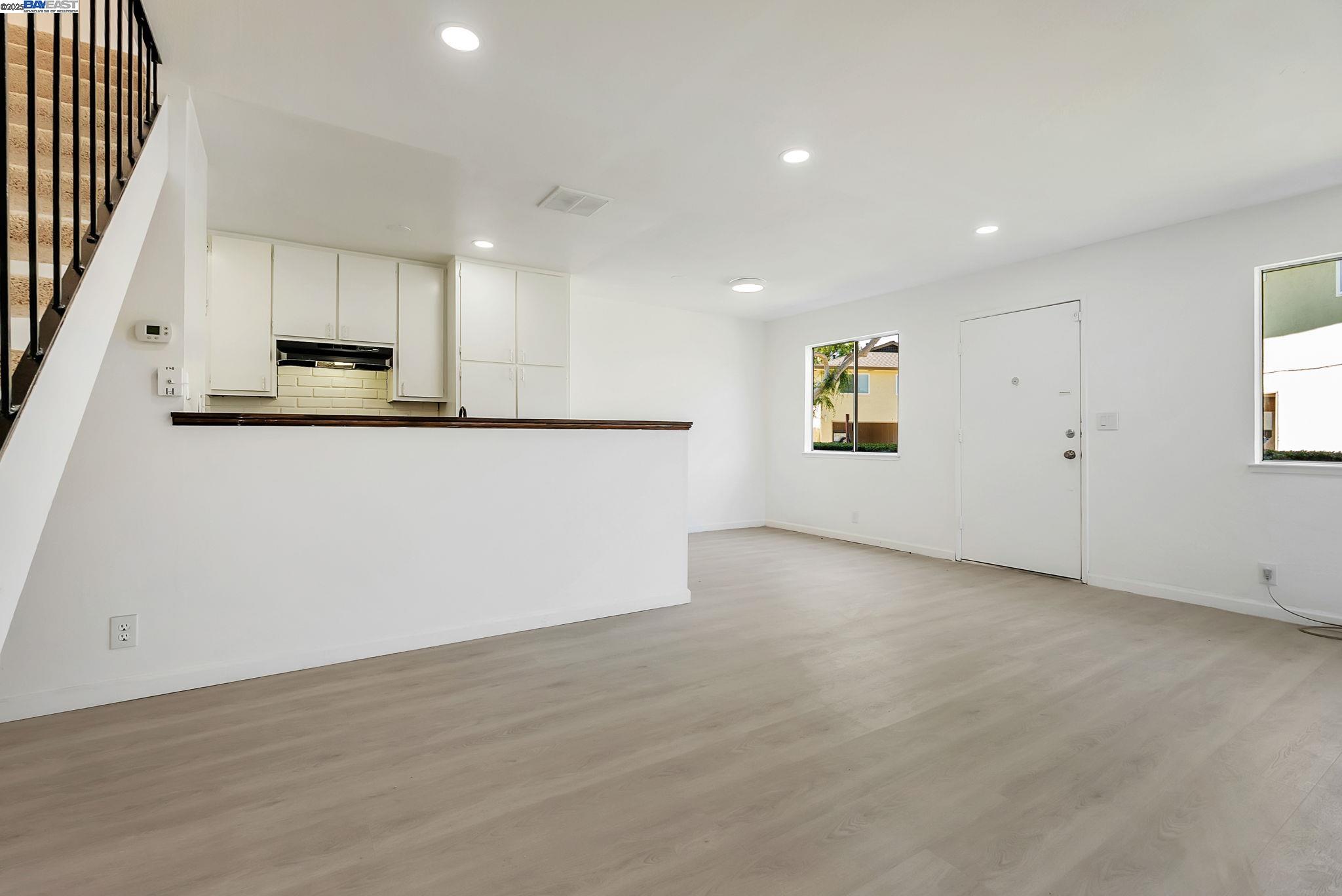 Photo #9: 41105834 Listing: Photo #9