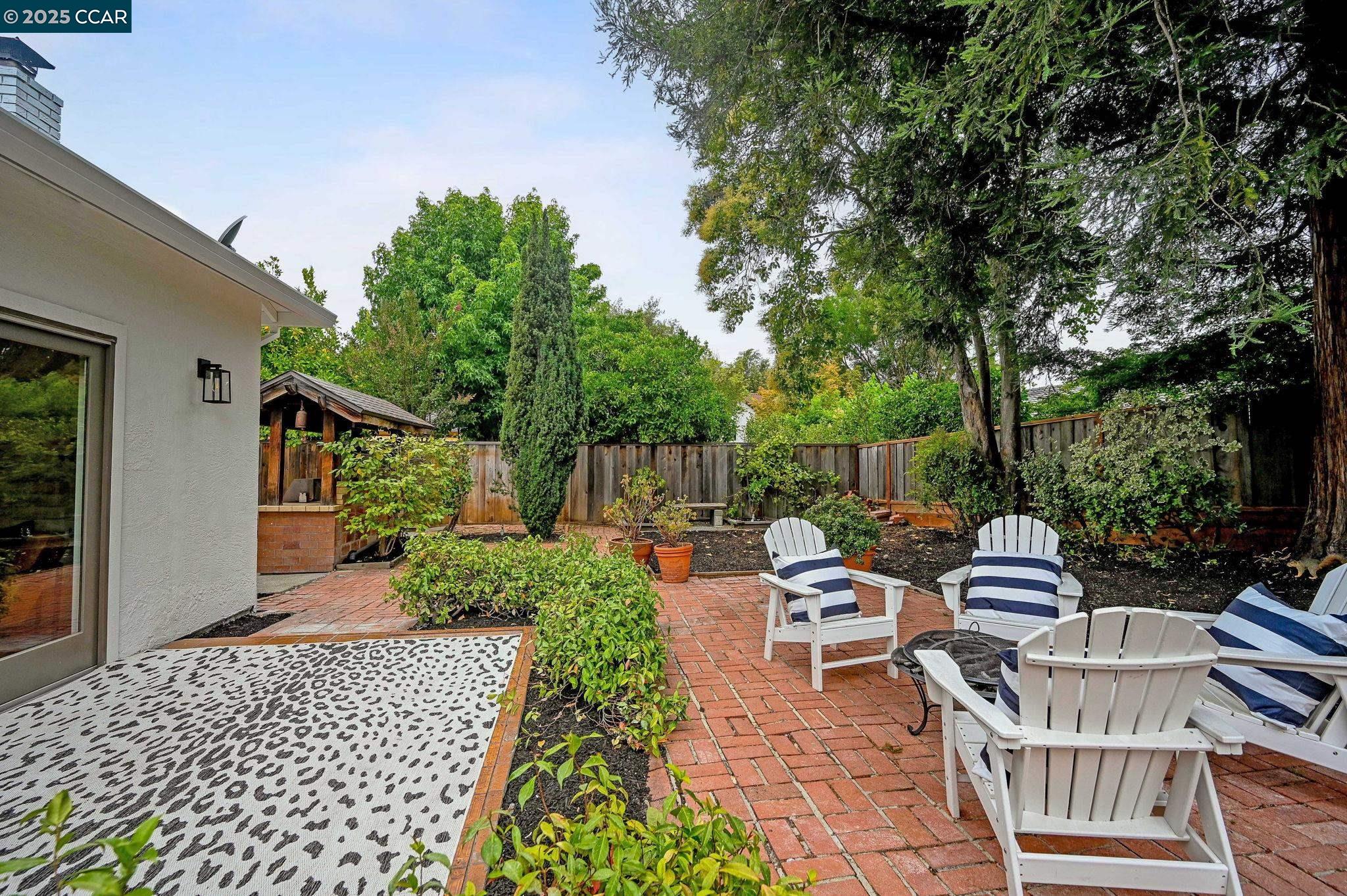 155 Saint Vincent Ct, Danville, California 94526, 4 Bedrooms Bedrooms, 10 Rooms Rooms,2 BathroomsBathrooms,Residential,For Sale,155 Saint Vincent Ct,41105835