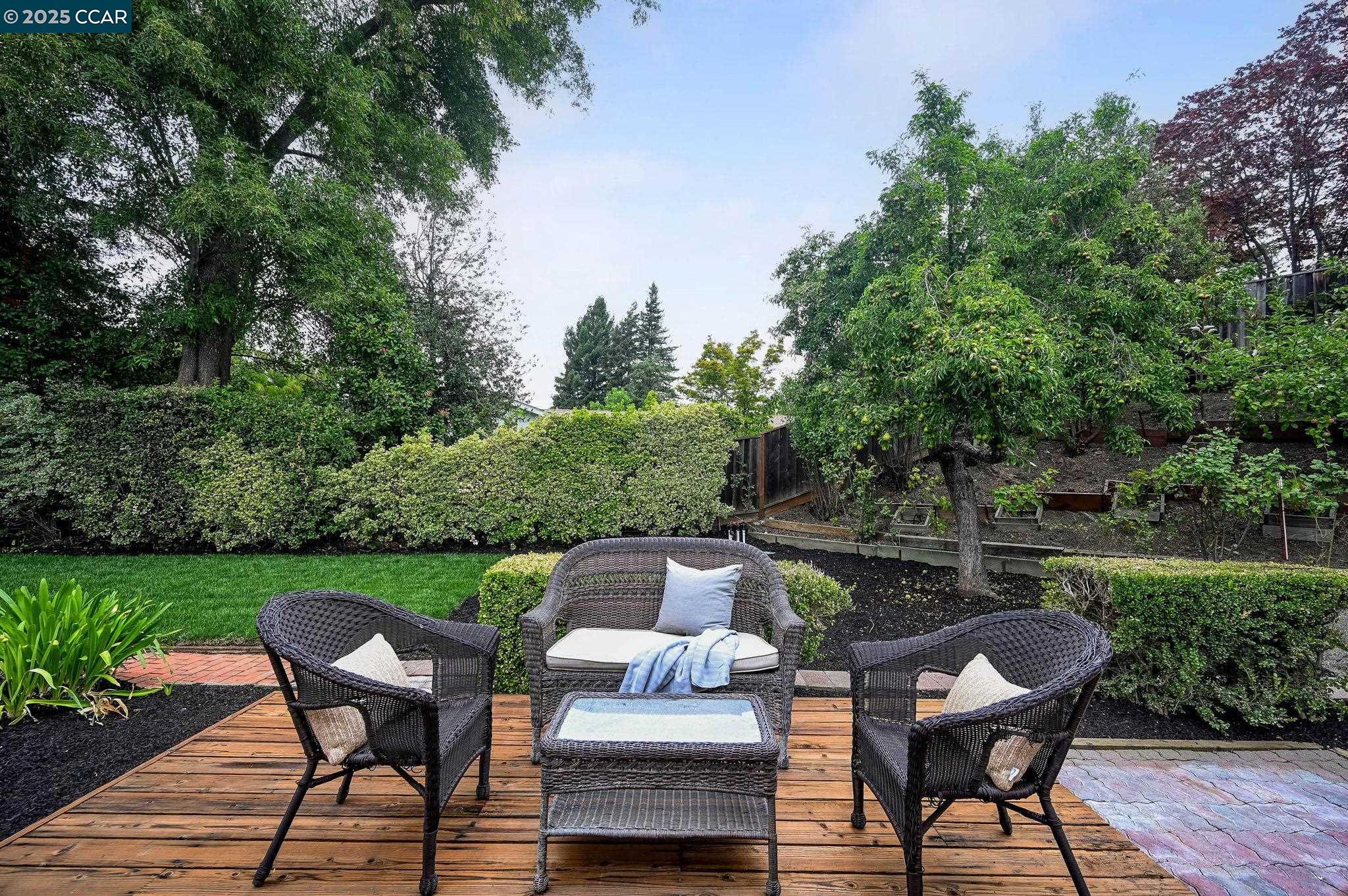 155 Saint Vincent Ct, Danville, California 94526, 4 Bedrooms Bedrooms, 10 Rooms Rooms,2 BathroomsBathrooms,Residential,For Sale,155 Saint Vincent Ct,41105835