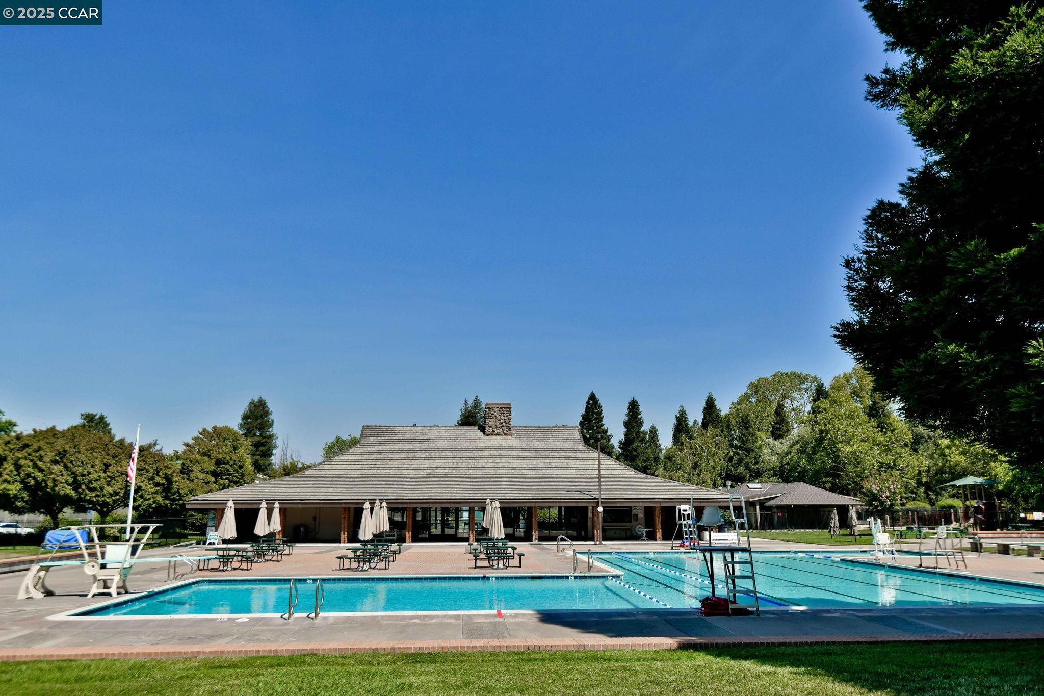 155 Saint Vincent Ct, Danville, California 94526, 4 Bedrooms Bedrooms, 10 Rooms Rooms,2 BathroomsBathrooms,Residential,For Sale,155 Saint Vincent Ct,41105835