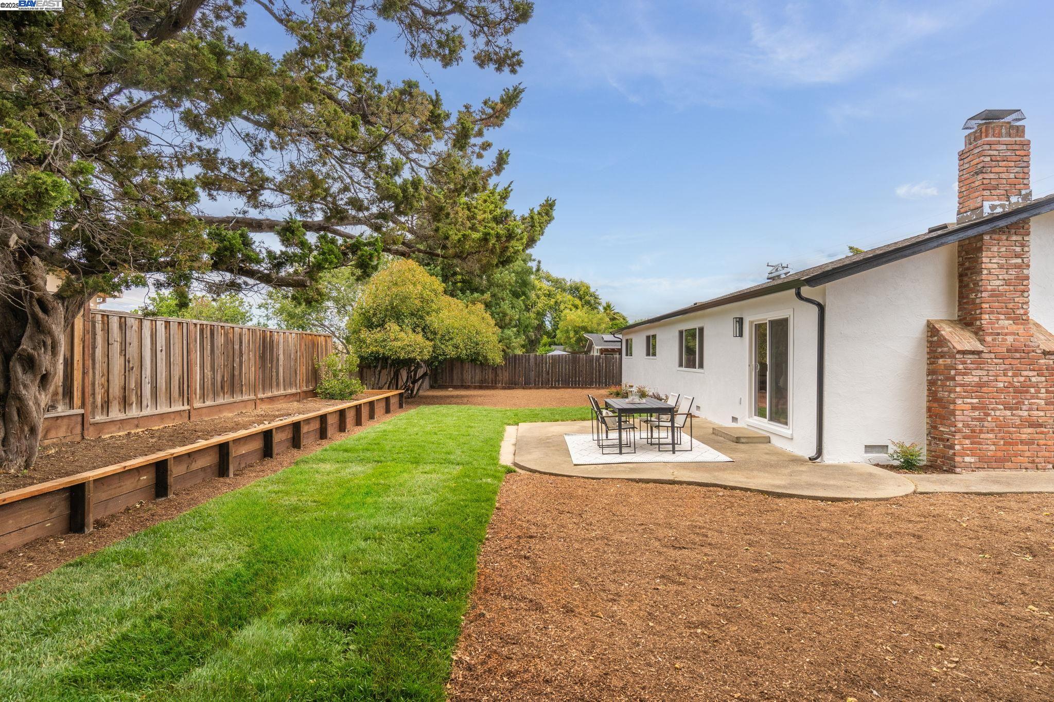 1377 El Camino Dr, Clayton, California 94517, 3 Bedrooms Bedrooms, 7 Rooms Rooms,2 BathroomsBathrooms,Residential,For Sale,1377 El Camino Dr,41105836