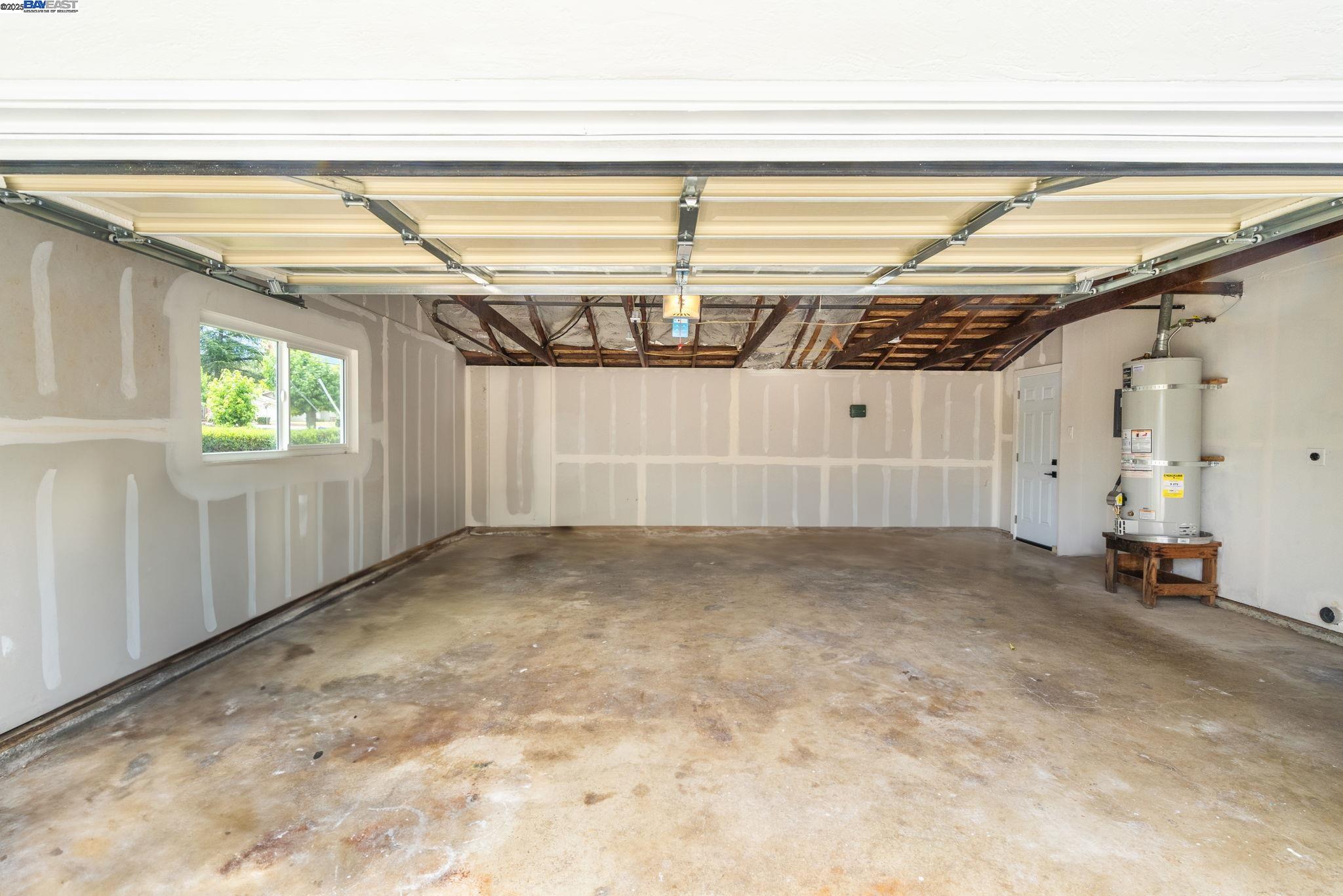 1377 El Camino Dr, Clayton, California 94517, 3 Bedrooms Bedrooms, 7 Rooms Rooms,2 BathroomsBathrooms,Residential,For Sale,1377 El Camino Dr,41105836