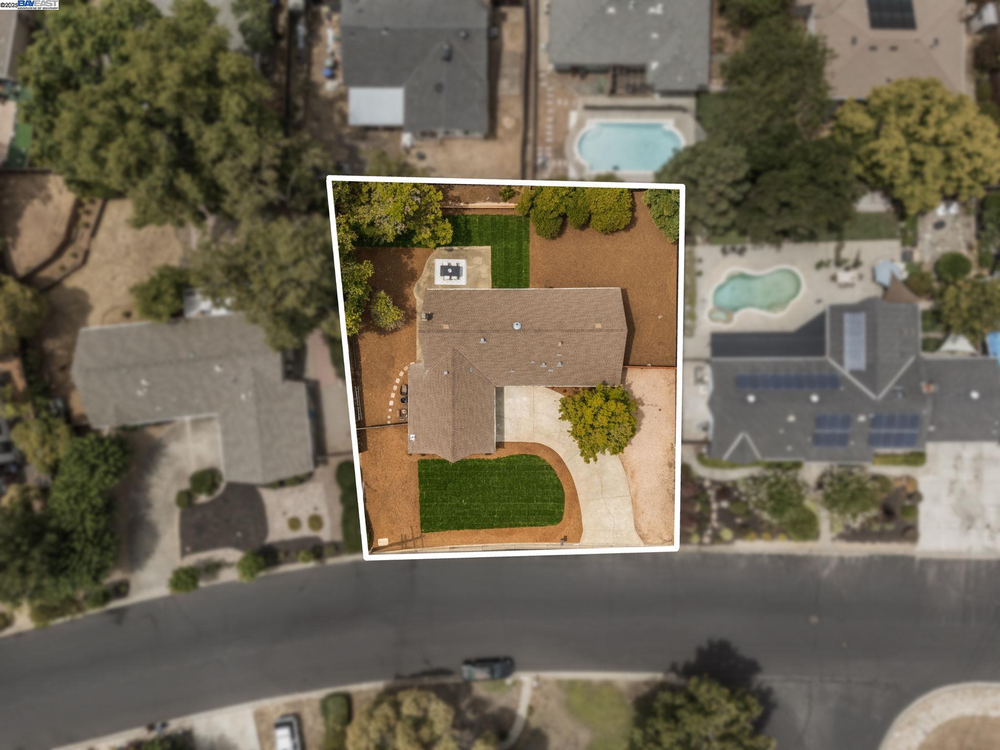1377 El Camino Dr, Clayton, California 94517, 3 Bedrooms Bedrooms, 7 Rooms Rooms,2 BathroomsBathrooms,Residential,For Sale,1377 El Camino Dr,41105836