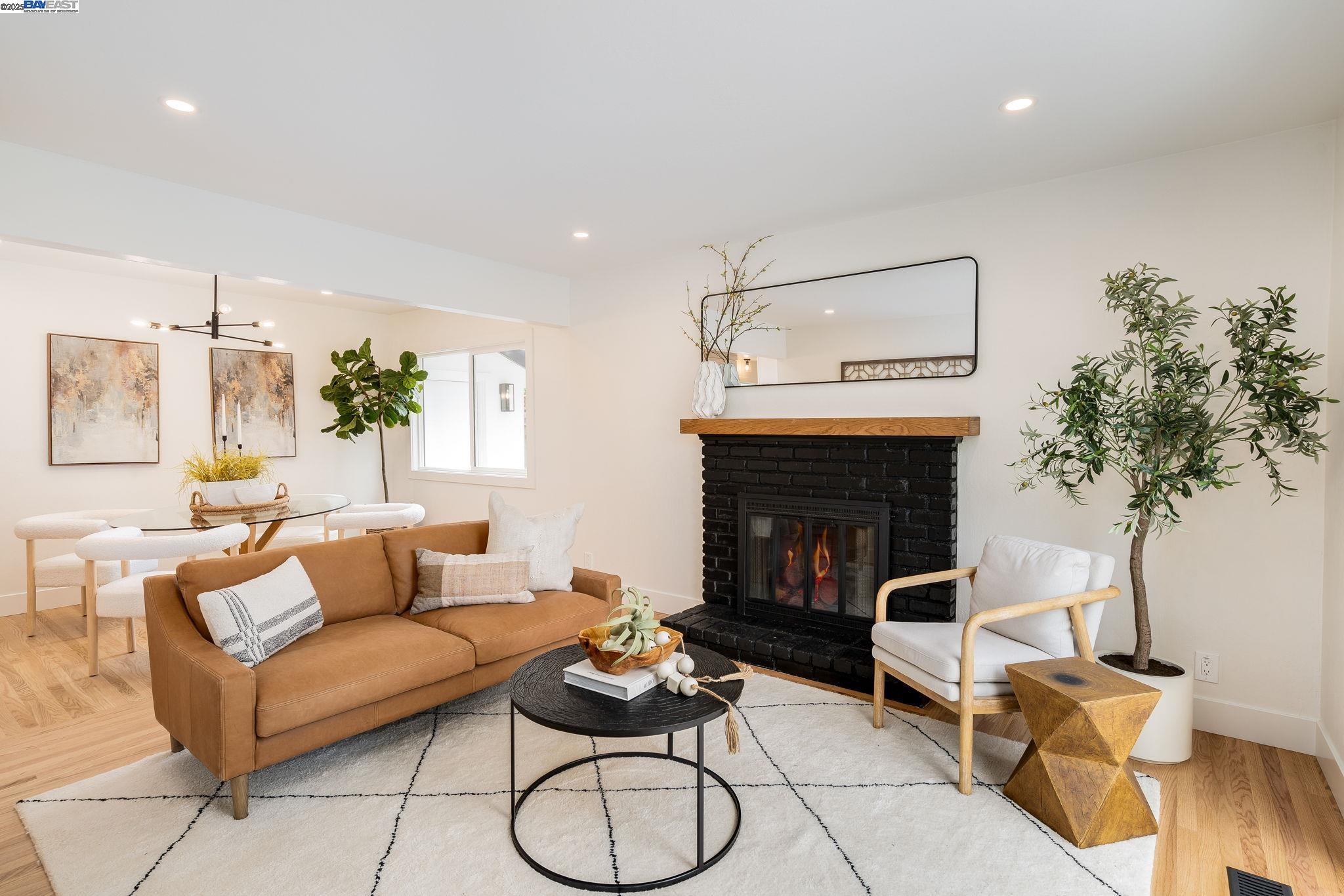 1377 El Camino Dr, Clayton, California 94517, 3 Bedrooms Bedrooms, 7 Rooms Rooms,2 BathroomsBathrooms,Residential,For Sale,1377 El Camino Dr,41105836