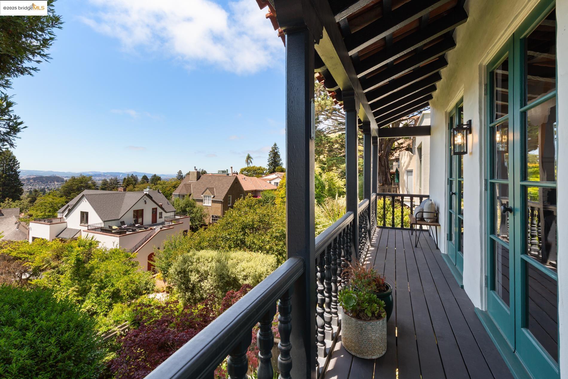 2583 Buena Vista Way, Berkeley, California 94708, 3 Bedrooms Bedrooms, 8 Rooms Rooms,2 BathroomsBathrooms,Residential,For Sale,2583 Buena Vista Way,41105839