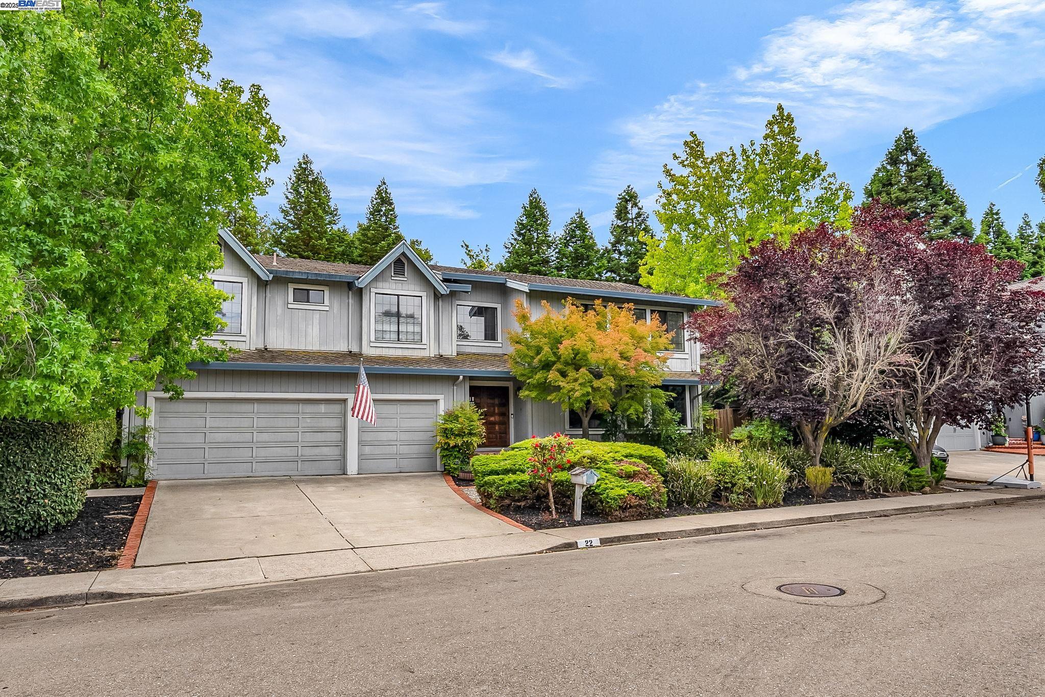 Detail Gallery Image 1 of 60 For 22 Cobblestone Ct, San Ramon,  CA 94583 - 5 Beds | 3 Baths