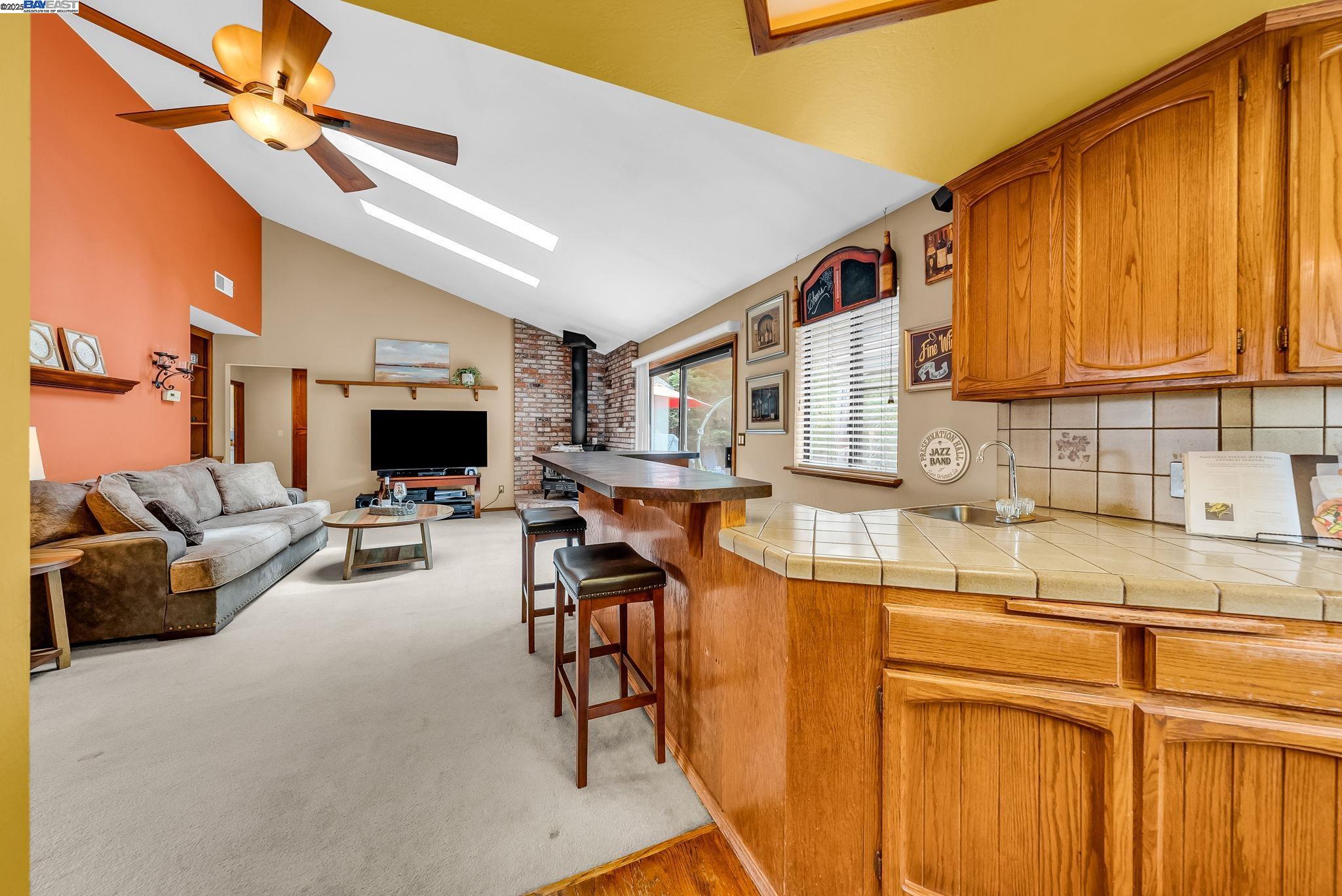 22 Cobblestone Ct, San Ramon, California 94583, 5 Bedrooms Bedrooms, 11 Rooms Rooms,3 BathroomsBathrooms,Residential,For Sale,22 Cobblestone Ct,41105840