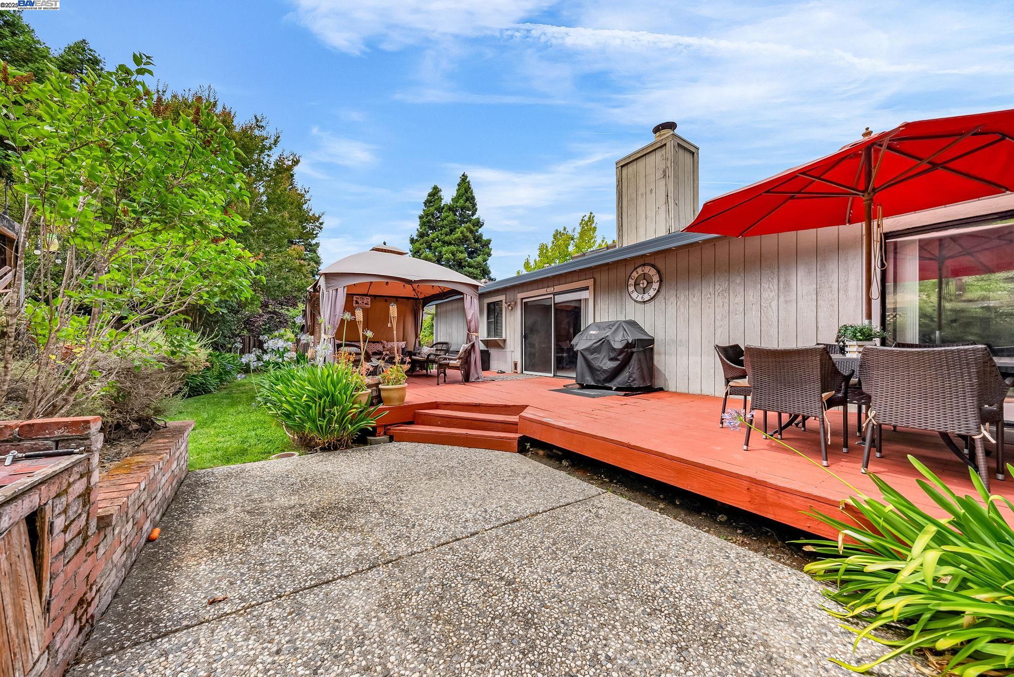 22 Cobblestone Ct, San Ramon, California 94583, 5 Bedrooms Bedrooms, 11 Rooms Rooms,3 BathroomsBathrooms,Residential,For Sale,22 Cobblestone Ct,41105840