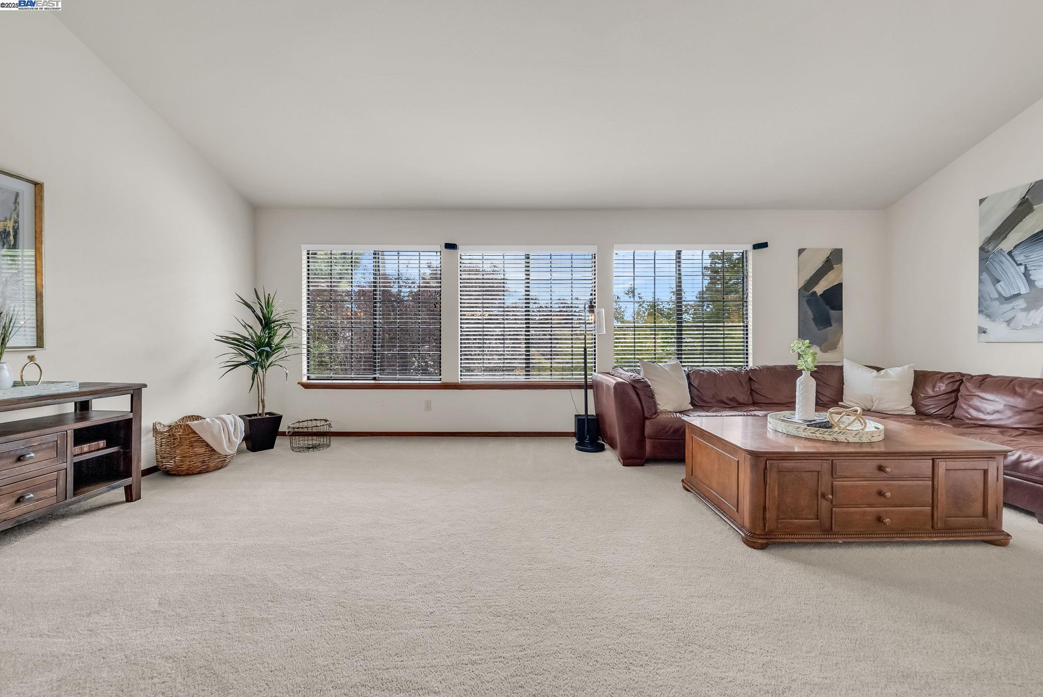 22 Cobblestone Ct, San Ramon, California 94583, 5 Bedrooms Bedrooms, 11 Rooms Rooms,3 BathroomsBathrooms,Residential,For Sale,22 Cobblestone Ct,41105840