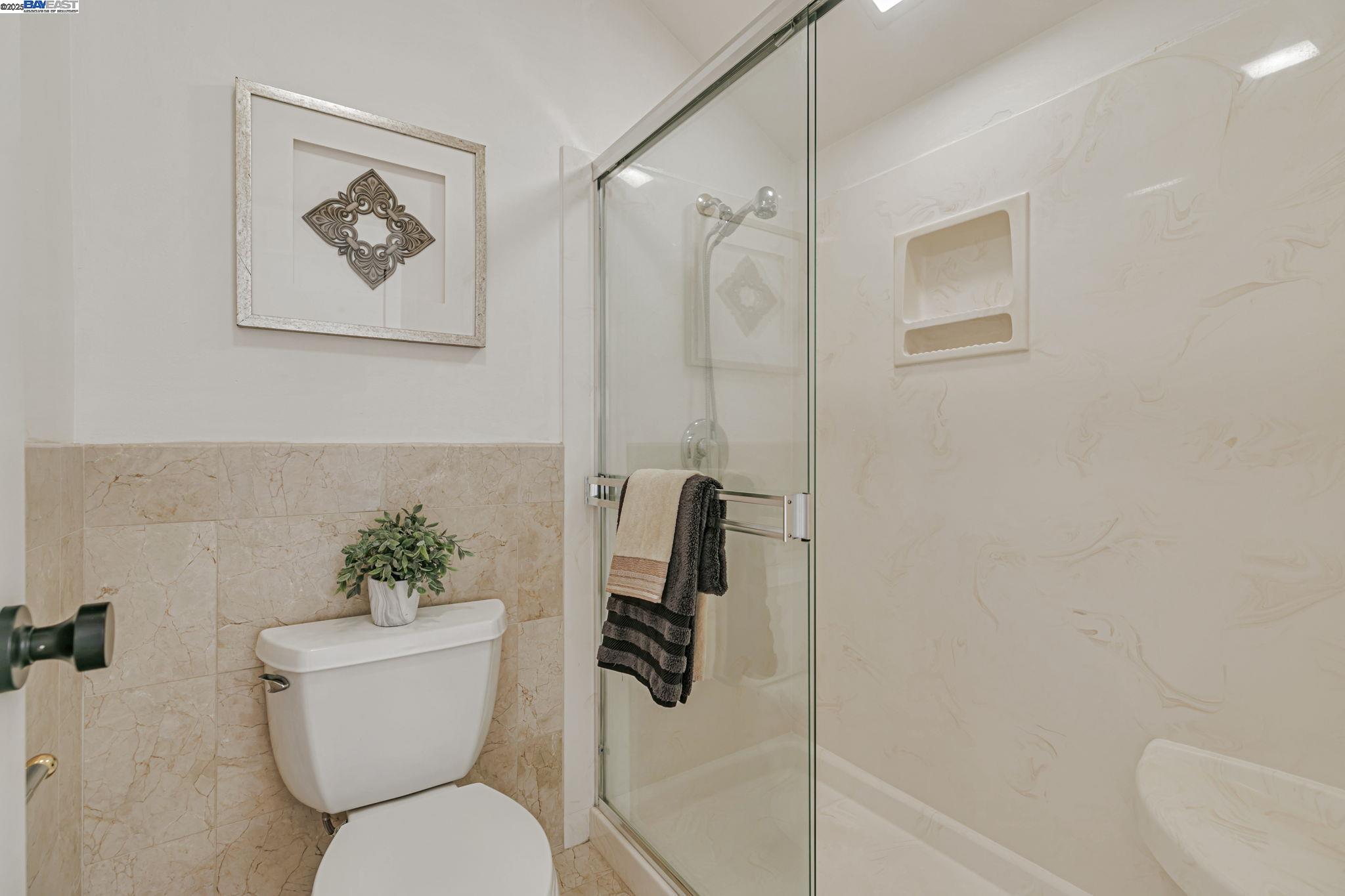 Detail Gallery Image 26 of 51 For 35272 Lake Blvd, Newark,  CA 94560 - 4 Beds | 2/1 Baths