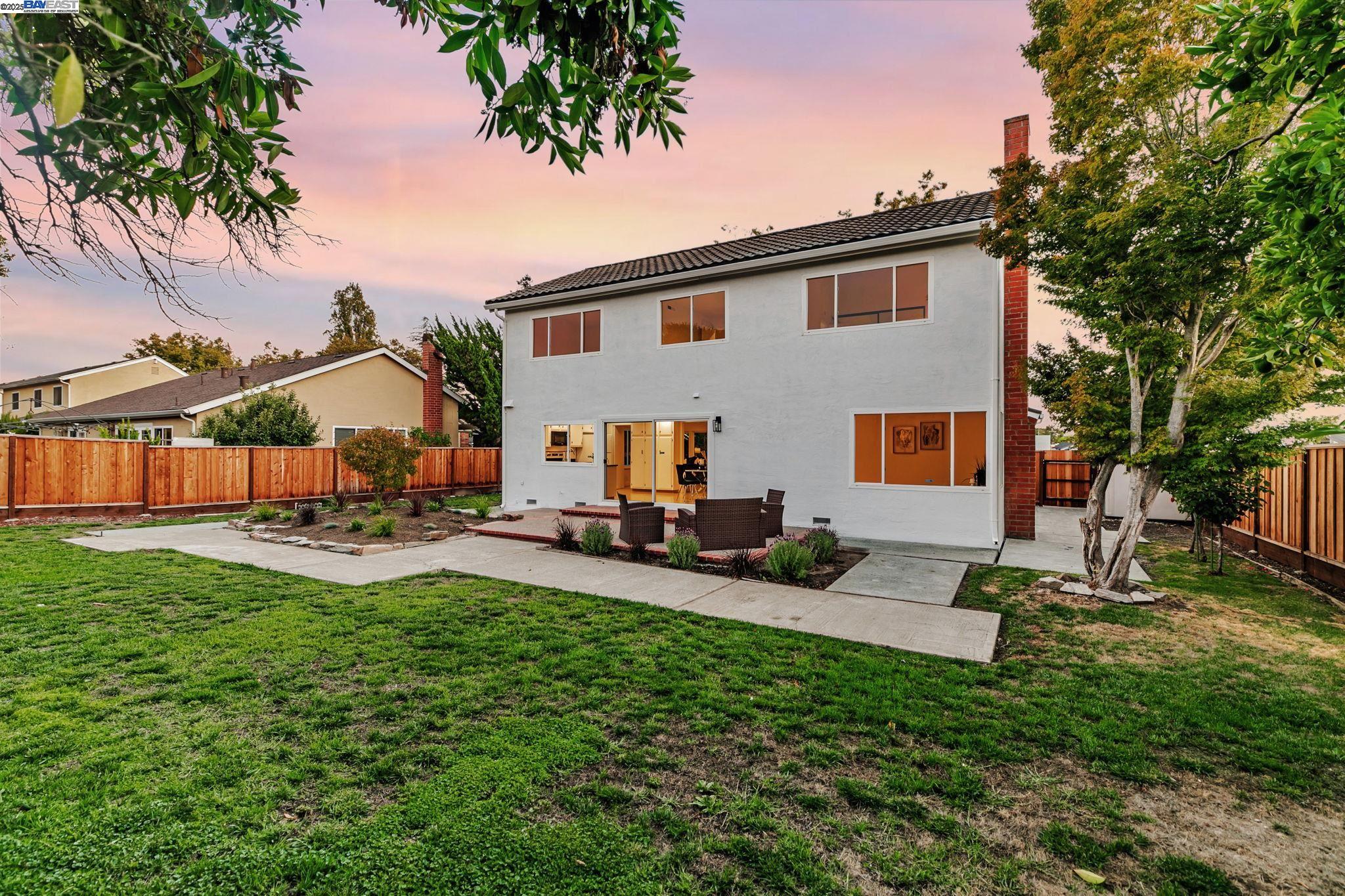 Detail Gallery Image 32 of 51 For 35272 Lake Blvd, Newark,  CA 94560 - 4 Beds | 2/1 Baths