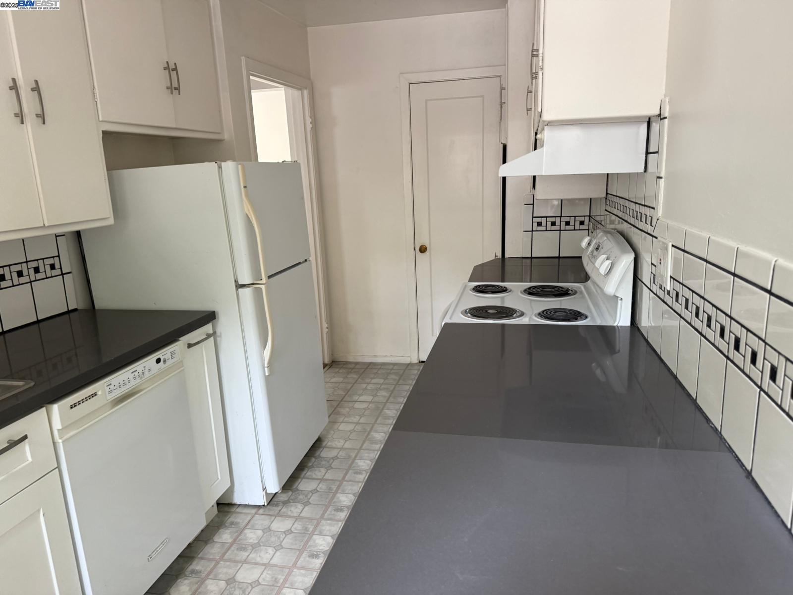 987 Paulson, Lafayette, California 94549, 1 Bedroom Bedrooms, 4 Rooms Rooms,1 BathroomBathrooms,Residential Lease,For Rent,987 Paulson,41105844