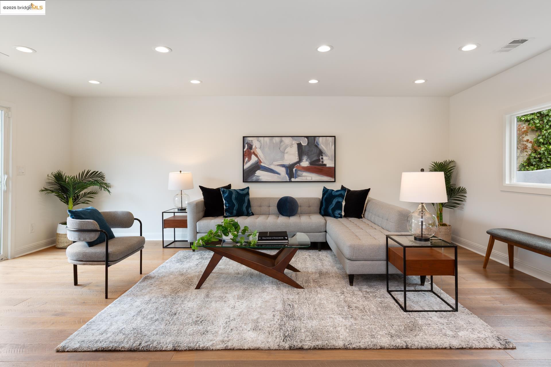 4649 Fieldbrook Rd, Oakland, California 94619, 3 Bedrooms Bedrooms, 7 Rooms Rooms,2 BathroomsBathrooms,Residential,For Sale,4649 Fieldbrook Rd,41105845