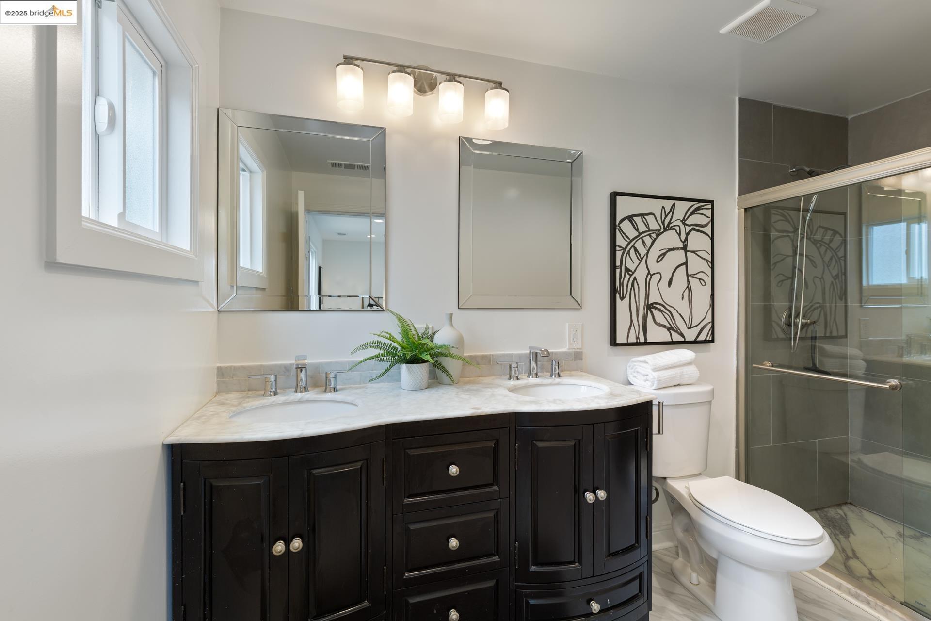 4649 Fieldbrook Rd, Oakland, California 94619, 3 Bedrooms Bedrooms, 7 Rooms Rooms,2 BathroomsBathrooms,Residential,For Sale,4649 Fieldbrook Rd,41105845