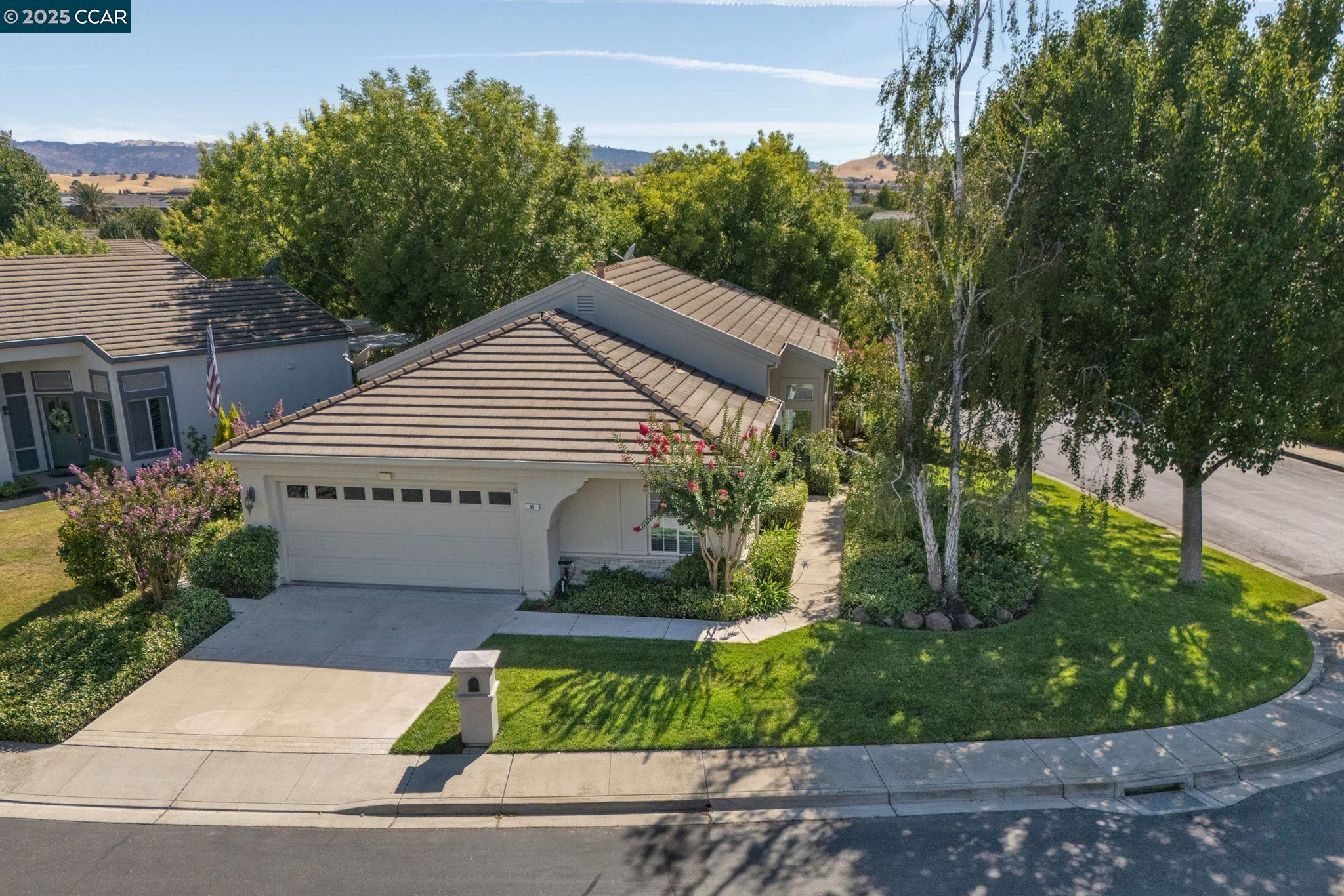 95 Goldspur Way, Brentwood, California 94513, 2 Bedrooms Bedrooms, 6 Rooms Rooms,2 BathroomsBathrooms,Residential,For Sale,95 Goldspur Way,41105847