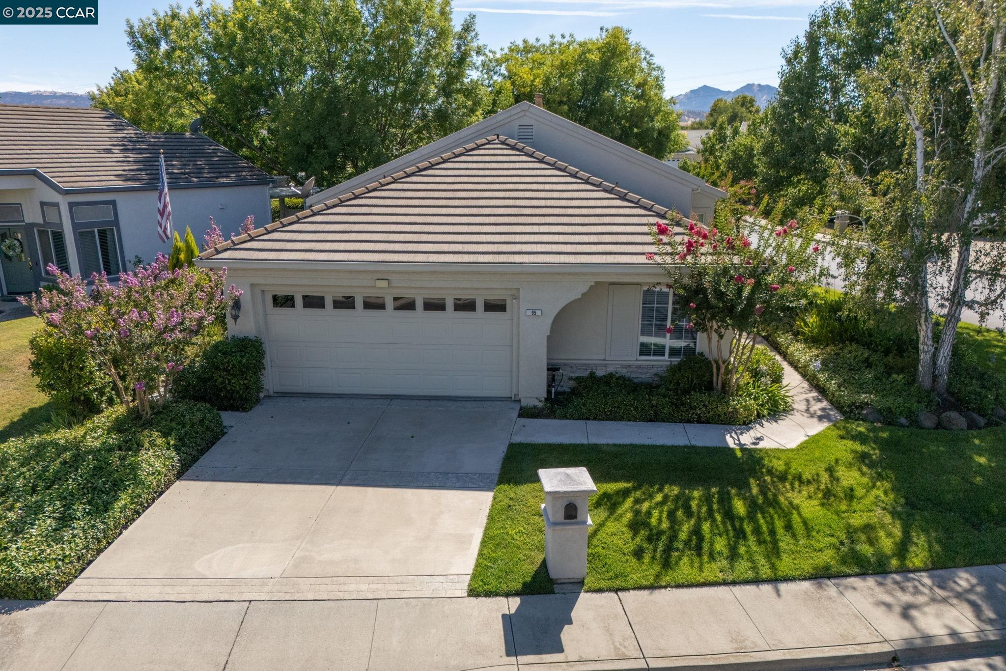 95 Goldspur Way, Brentwood, California 94513, 2 Bedrooms Bedrooms, 6 Rooms Rooms,2 BathroomsBathrooms,Residential,For Sale,95 Goldspur Way,41105847