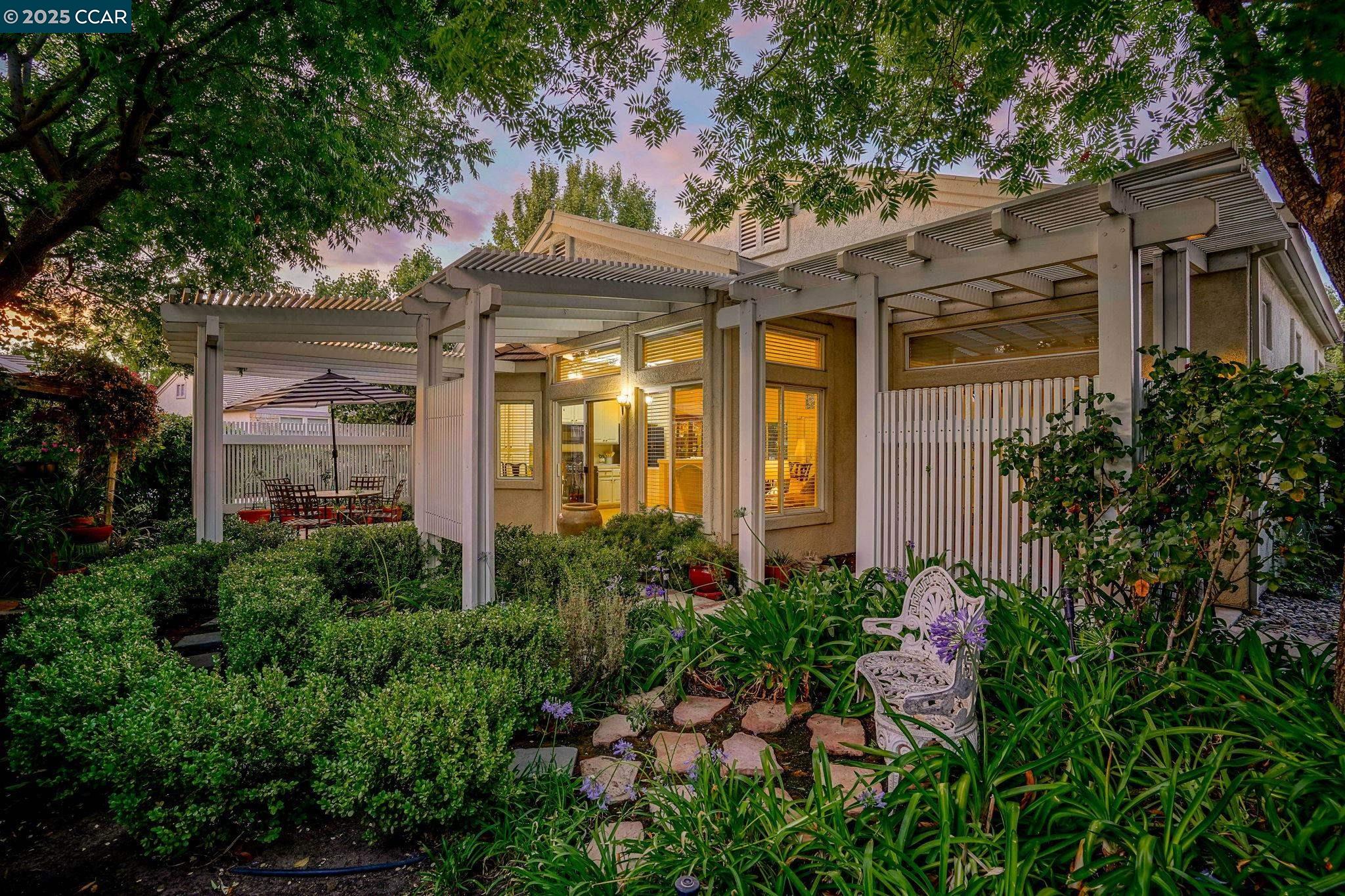 95 Goldspur Way, Brentwood, California 94513, 2 Bedrooms Bedrooms, 6 Rooms Rooms,2 BathroomsBathrooms,Residential,For Sale,95 Goldspur Way,41105847