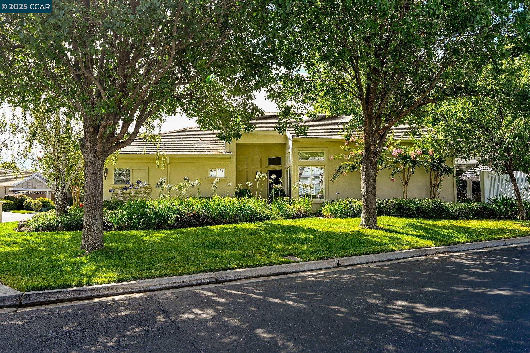 95 Goldspur Way, Brentwood, California 94513, 2 Bedrooms Bedrooms, 6 Rooms Rooms,2 BathroomsBathrooms,Residential,For Sale,95 Goldspur Way,41105847