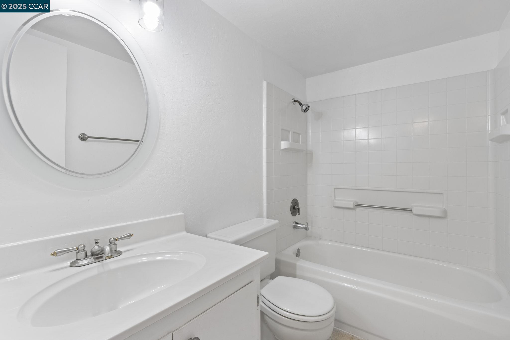 Photo #11: 41105850 Listing: Photo #11
