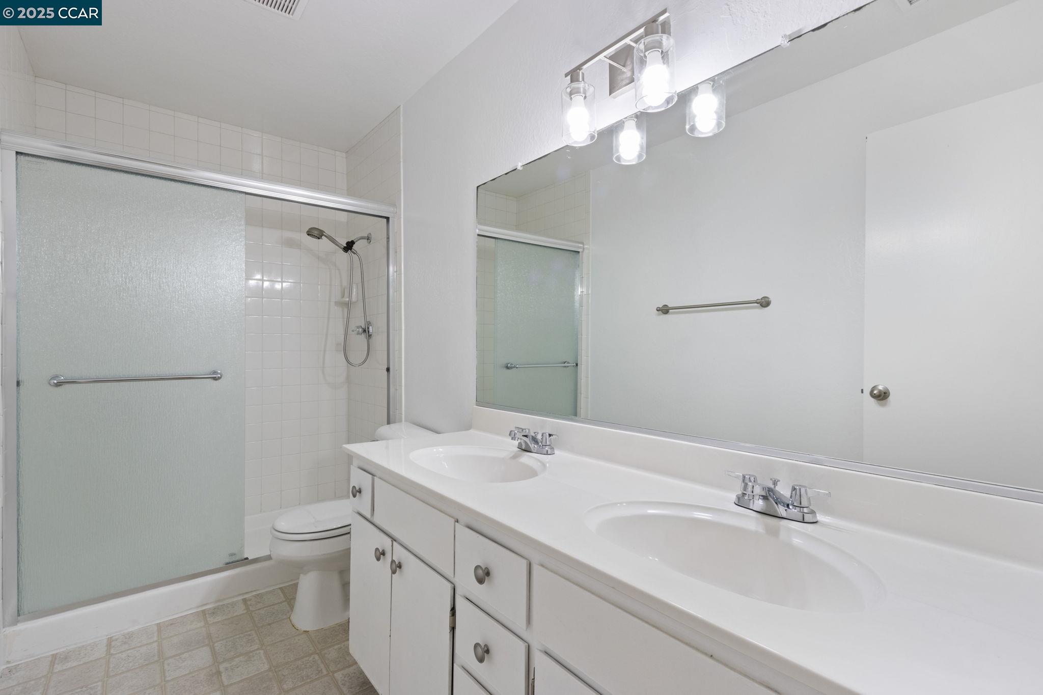 Photo #13: 41105850 Listing: Photo #13