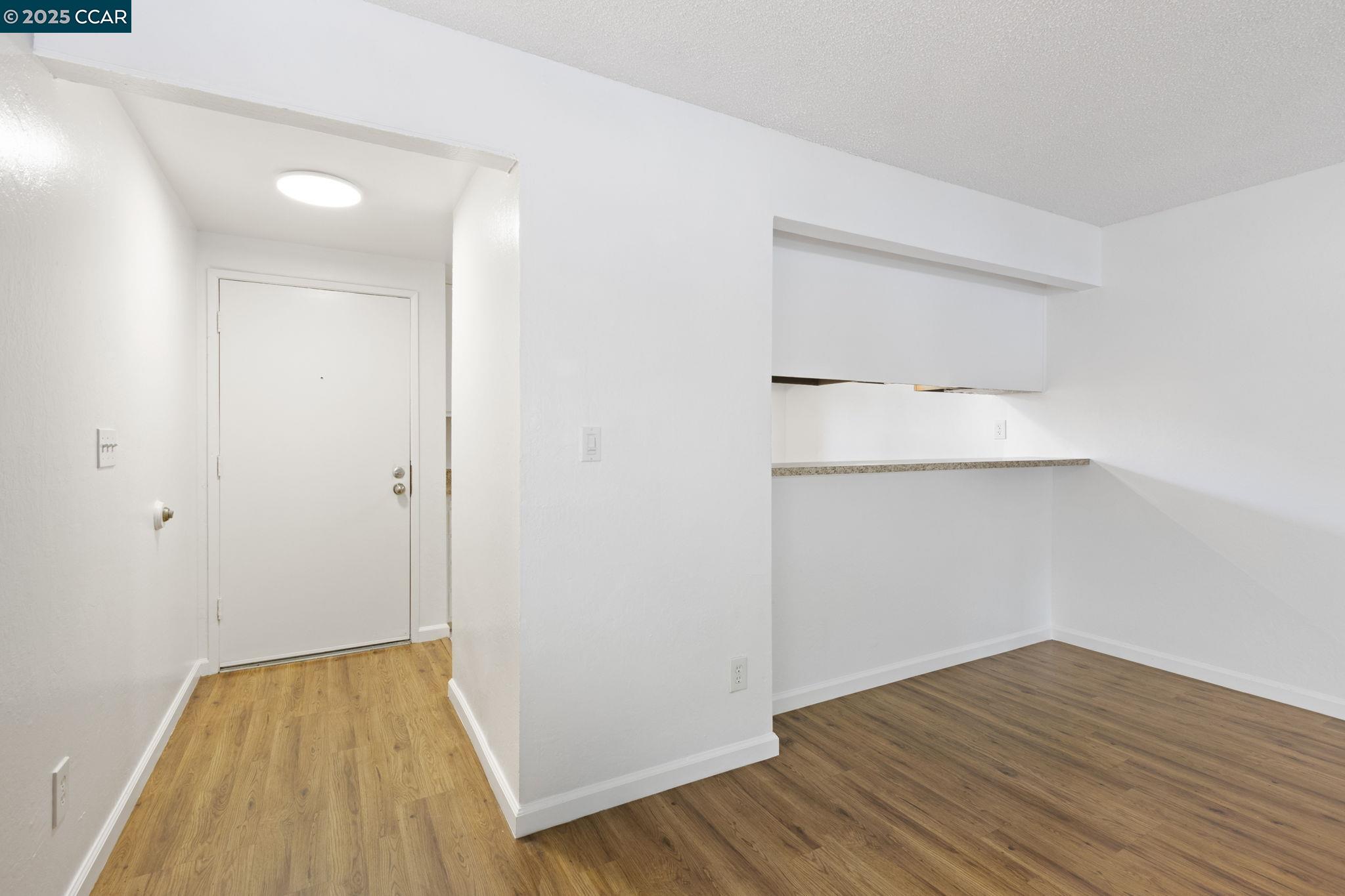 Photo #3: 41105850 Listing 