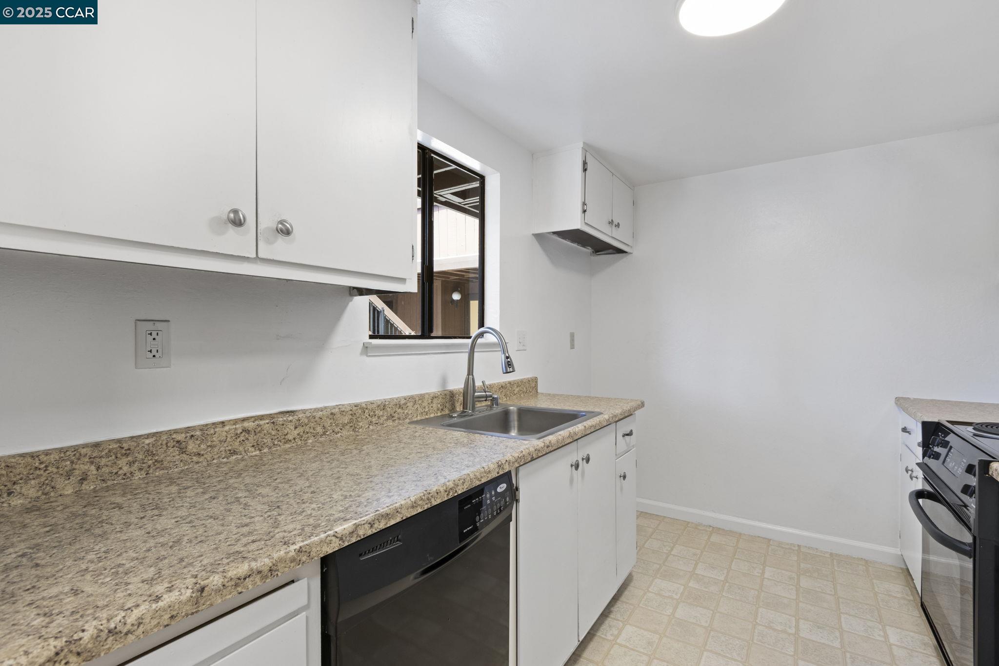 Photo #4: 41105850 Listing 