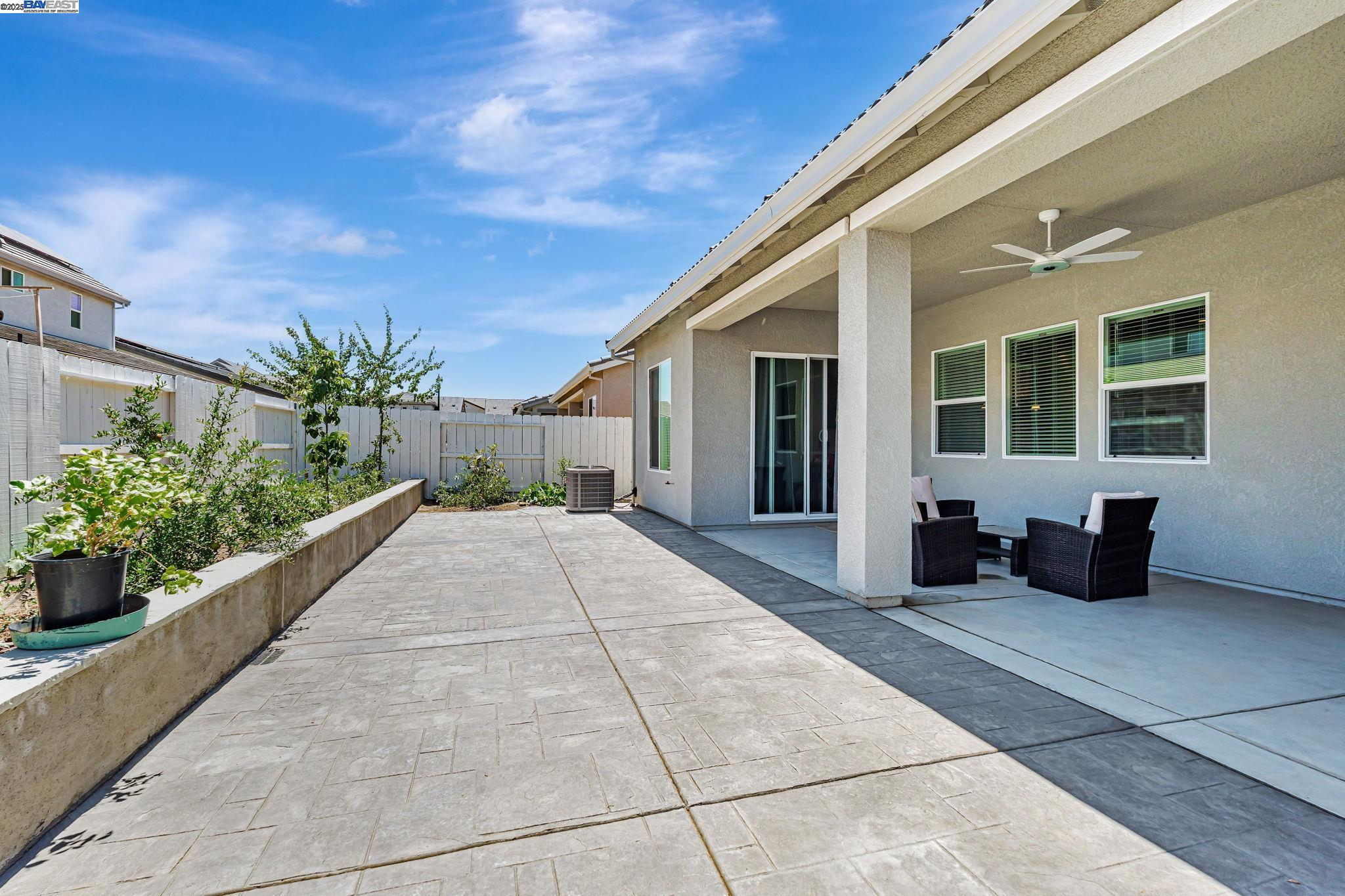 2464 Dilip Dr, Manteca, California 95337, 4 Bedrooms Bedrooms, 4 Rooms Rooms,3 BathroomsBathrooms,Residential,For Sale,2464 Dilip Dr,41105851