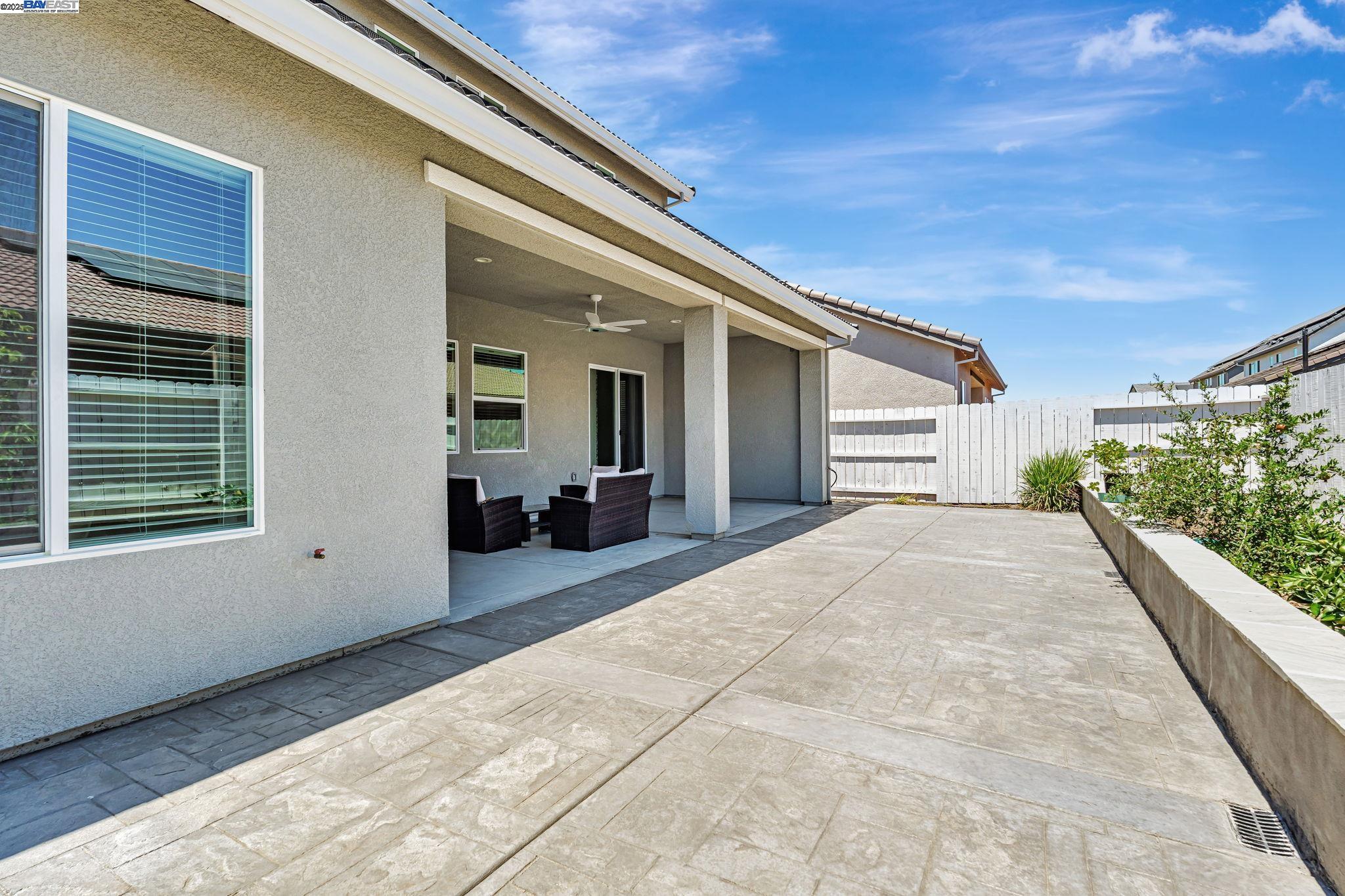 2464 Dilip Dr, Manteca, California 95337, 4 Bedrooms Bedrooms, 4 Rooms Rooms,3 BathroomsBathrooms,Residential,For Sale,2464 Dilip Dr,41105851