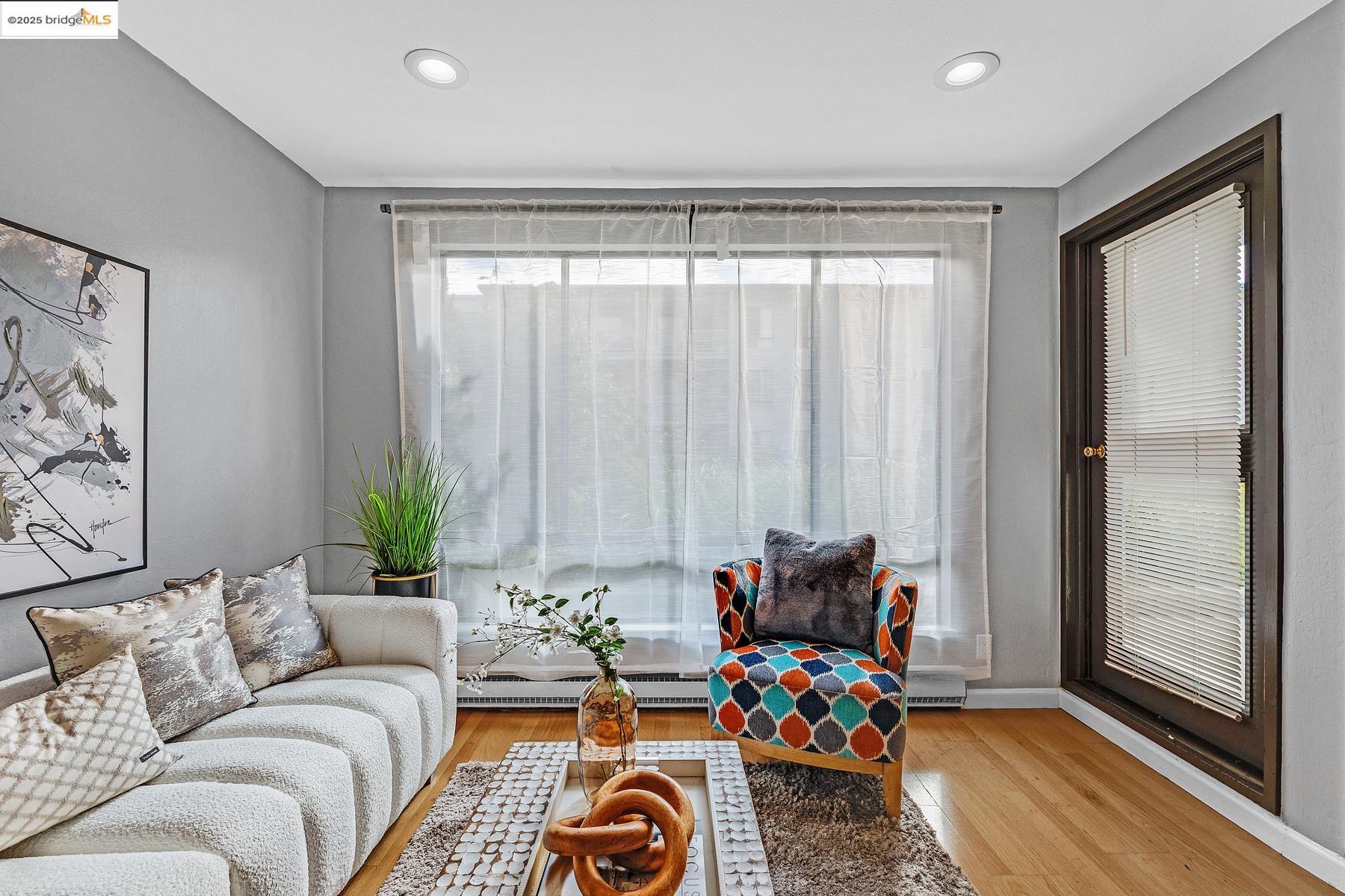 Photo #6: 41105853 Listing 