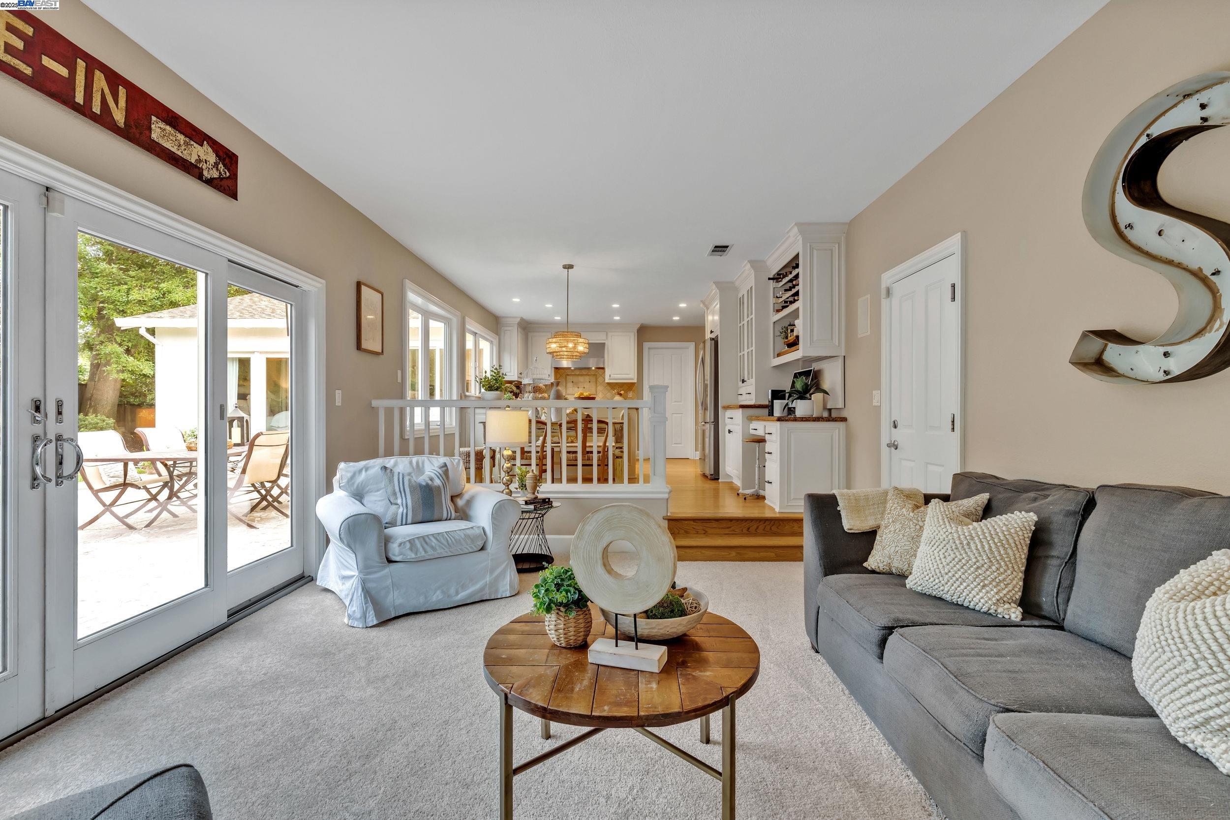 62 Saint Luke Ct, Danville, California 94526, 4 Bedrooms Bedrooms, 9 Rooms Rooms,2 BathroomsBathrooms,Residential,For Sale,62 Saint Luke Ct,41105854