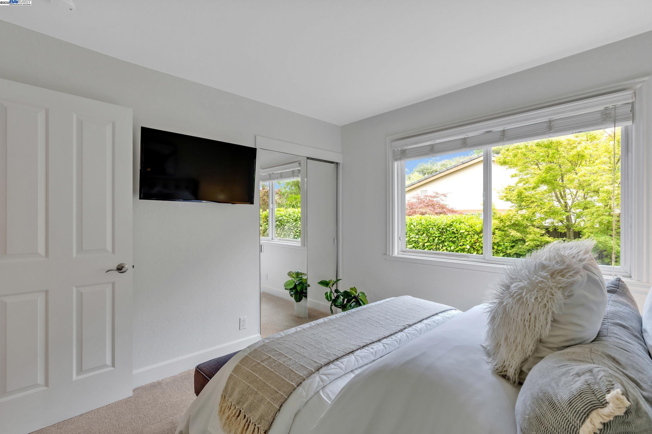 62 Saint Luke Ct, Danville, California 94526, 4 Bedrooms Bedrooms, 9 Rooms Rooms,2 BathroomsBathrooms,Residential,For Sale,62 Saint Luke Ct,41105854