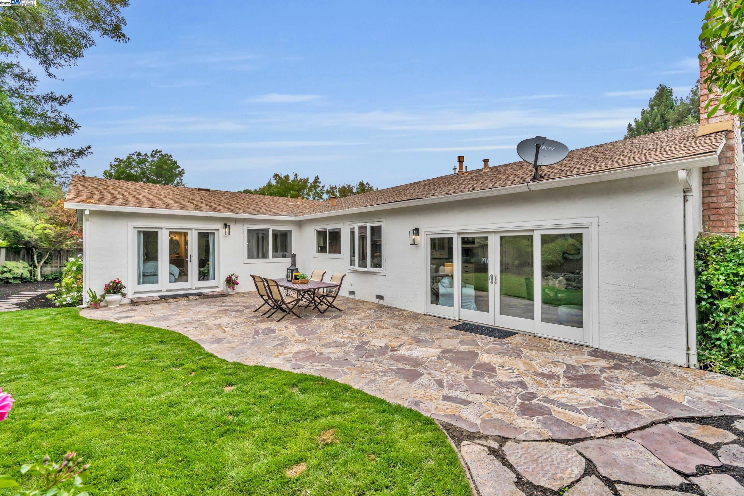 62 Saint Luke Ct, Danville, California 94526, 4 Bedrooms Bedrooms, 9 Rooms Rooms,2 BathroomsBathrooms,Residential,For Sale,62 Saint Luke Ct,41105854