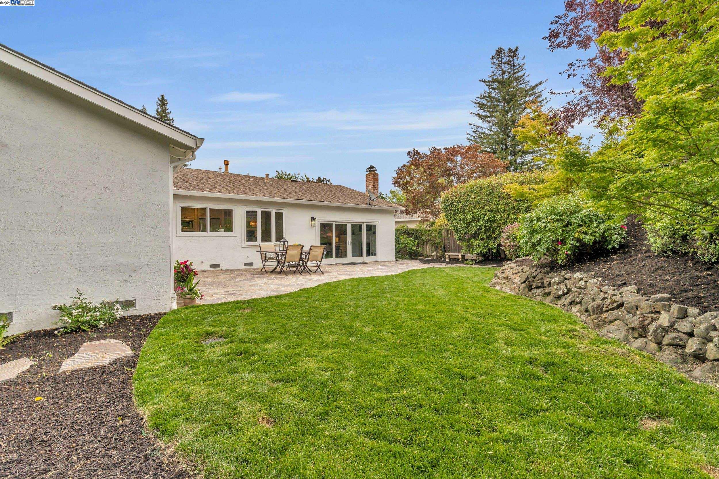 62 Saint Luke Ct, Danville, California 94526, 4 Bedrooms Bedrooms, 9 Rooms Rooms,2 BathroomsBathrooms,Residential,For Sale,62 Saint Luke Ct,41105854