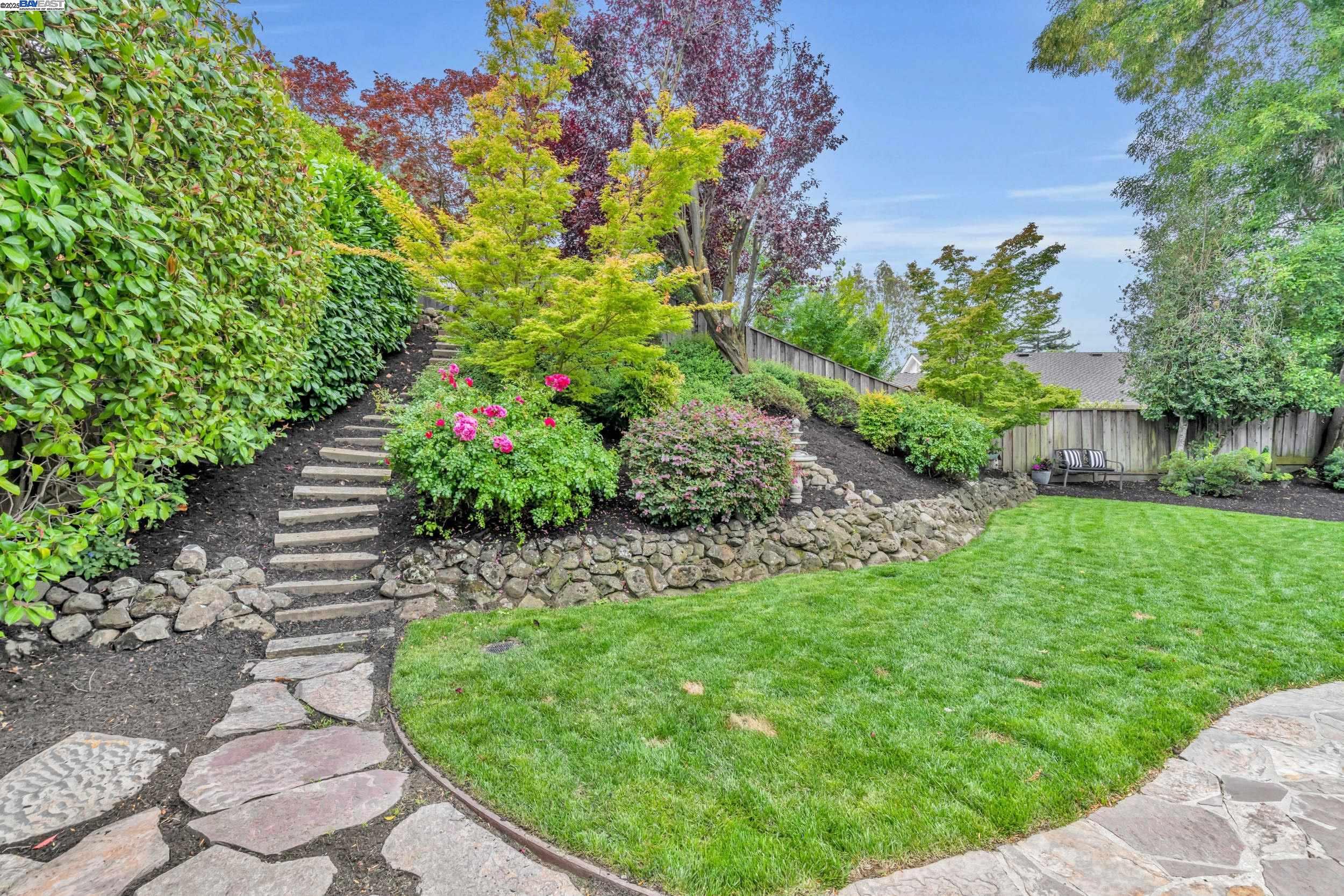 62 Saint Luke Ct, Danville, California 94526, 4 Bedrooms Bedrooms, 9 Rooms Rooms,2 BathroomsBathrooms,Residential,For Sale,62 Saint Luke Ct,41105854