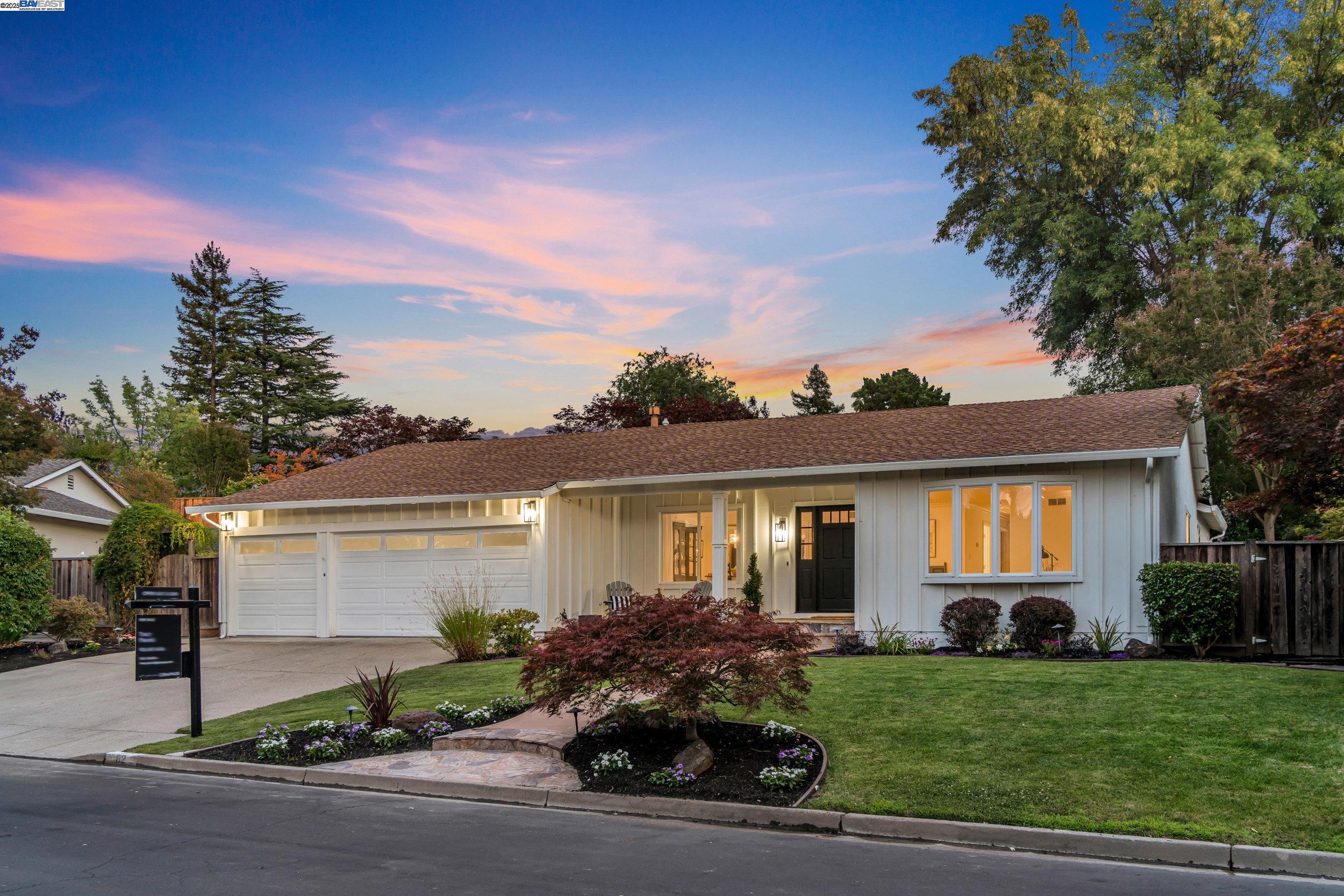 62 Saint Luke Ct, Danville, California 94526, 4 Bedrooms Bedrooms, 9 Rooms Rooms,2 BathroomsBathrooms,Residential,For Sale,62 Saint Luke Ct,41105854