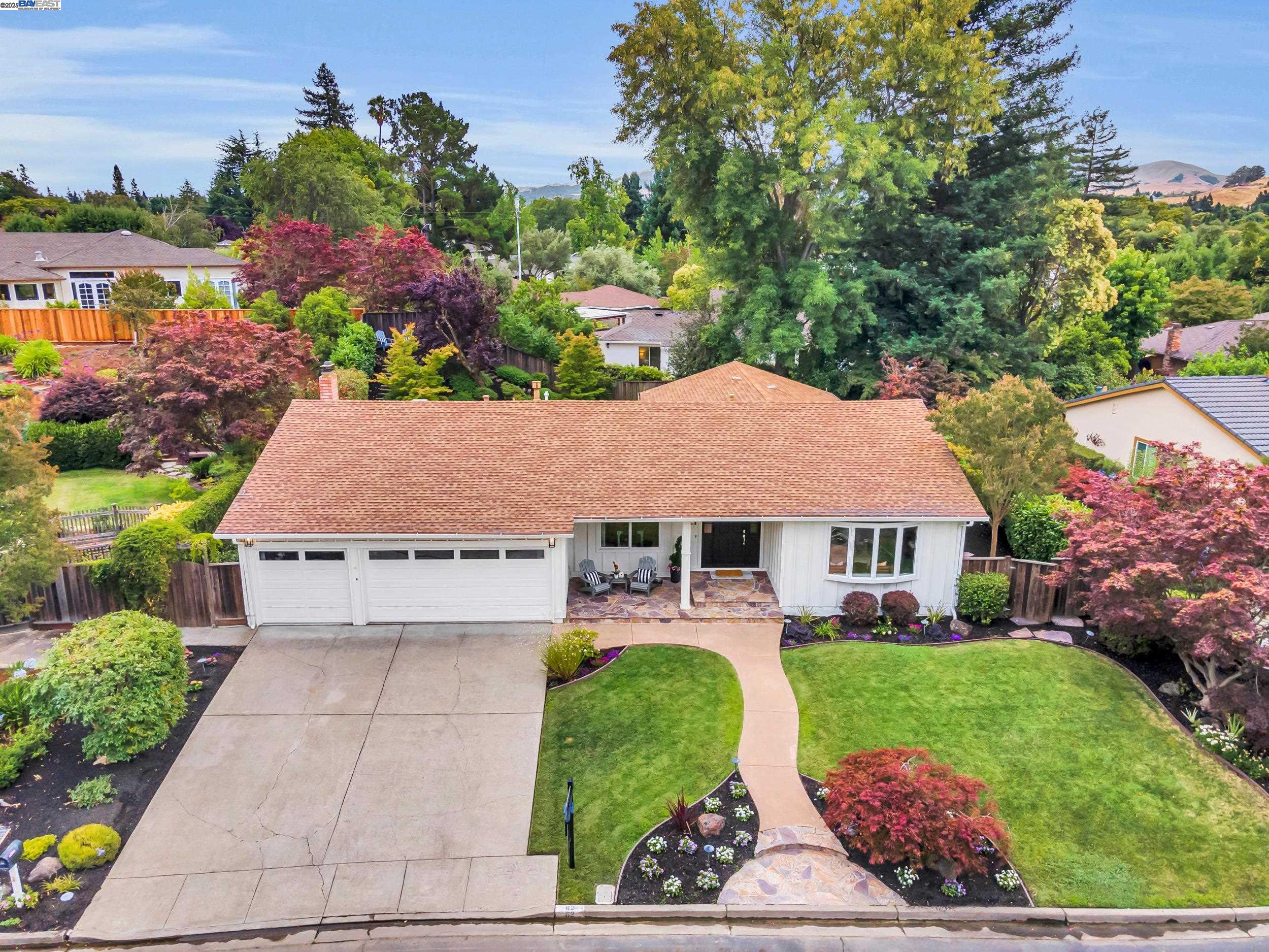 62 Saint Luke Ct, Danville, California 94526, 4 Bedrooms Bedrooms, 9 Rooms Rooms,2 BathroomsBathrooms,Residential,For Sale,62 Saint Luke Ct,41105854