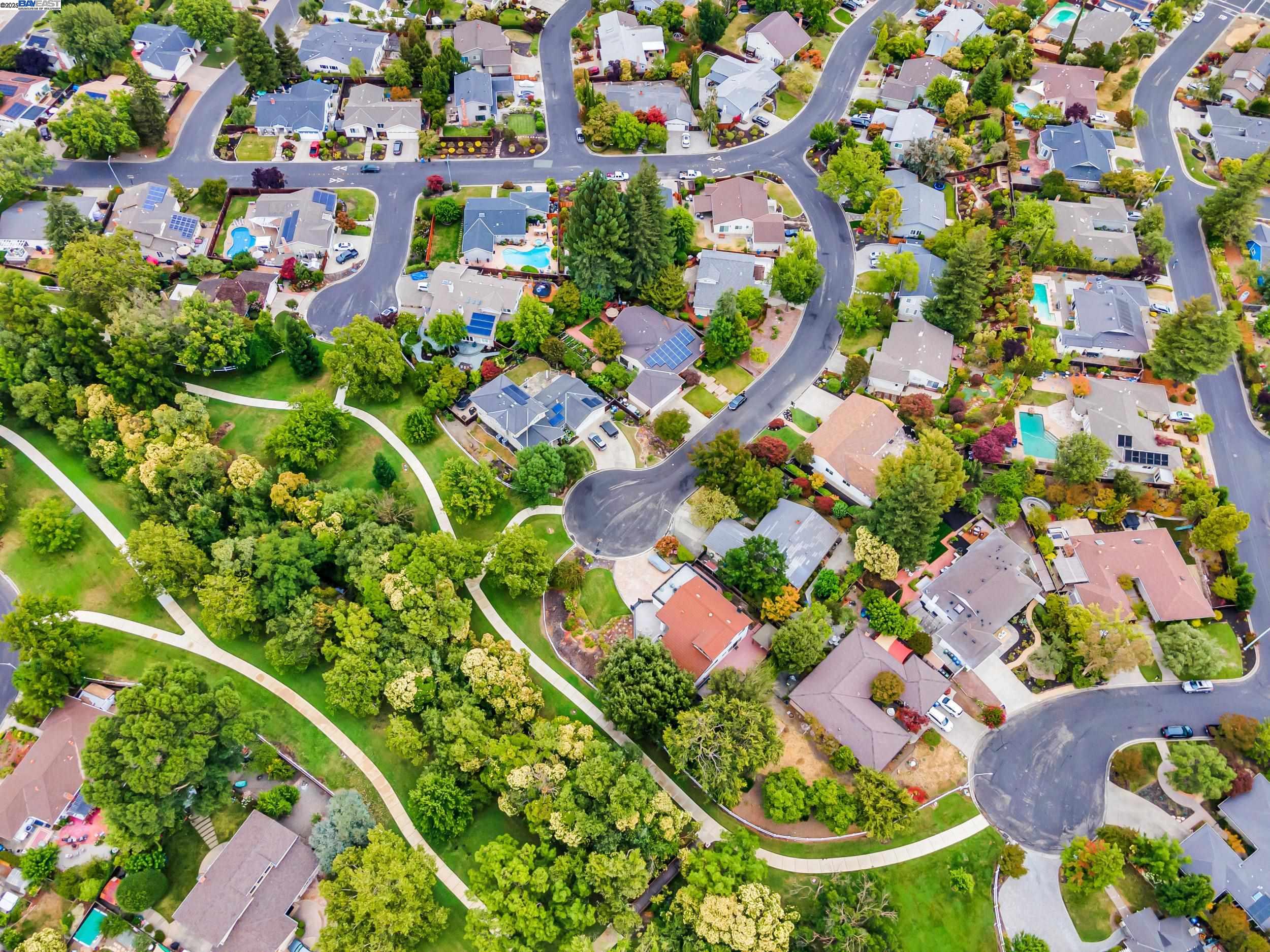 62 Saint Luke Ct, Danville, California 94526, 4 Bedrooms Bedrooms, 9 Rooms Rooms,2 BathroomsBathrooms,Residential,For Sale,62 Saint Luke Ct,41105854