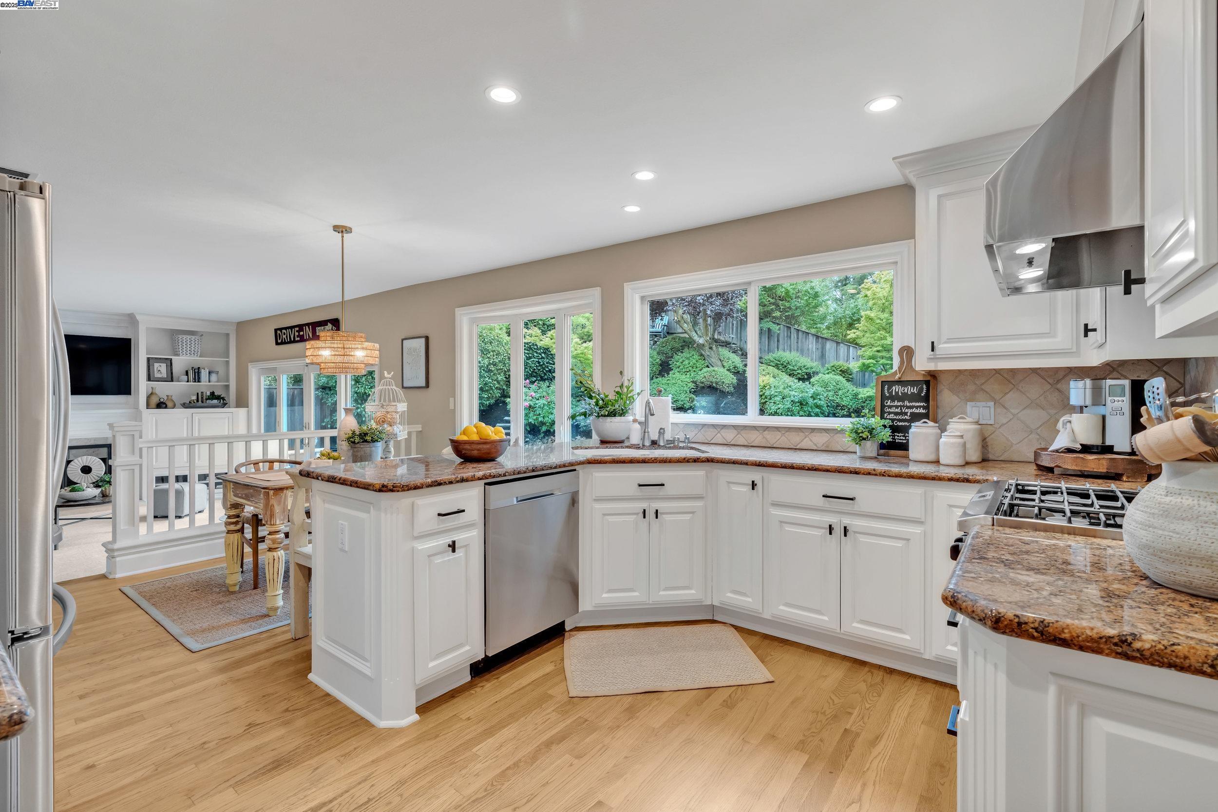 62 Saint Luke Ct, Danville, California 94526, 4 Bedrooms Bedrooms, 9 Rooms Rooms,2 BathroomsBathrooms,Residential,For Sale,62 Saint Luke Ct,41105854