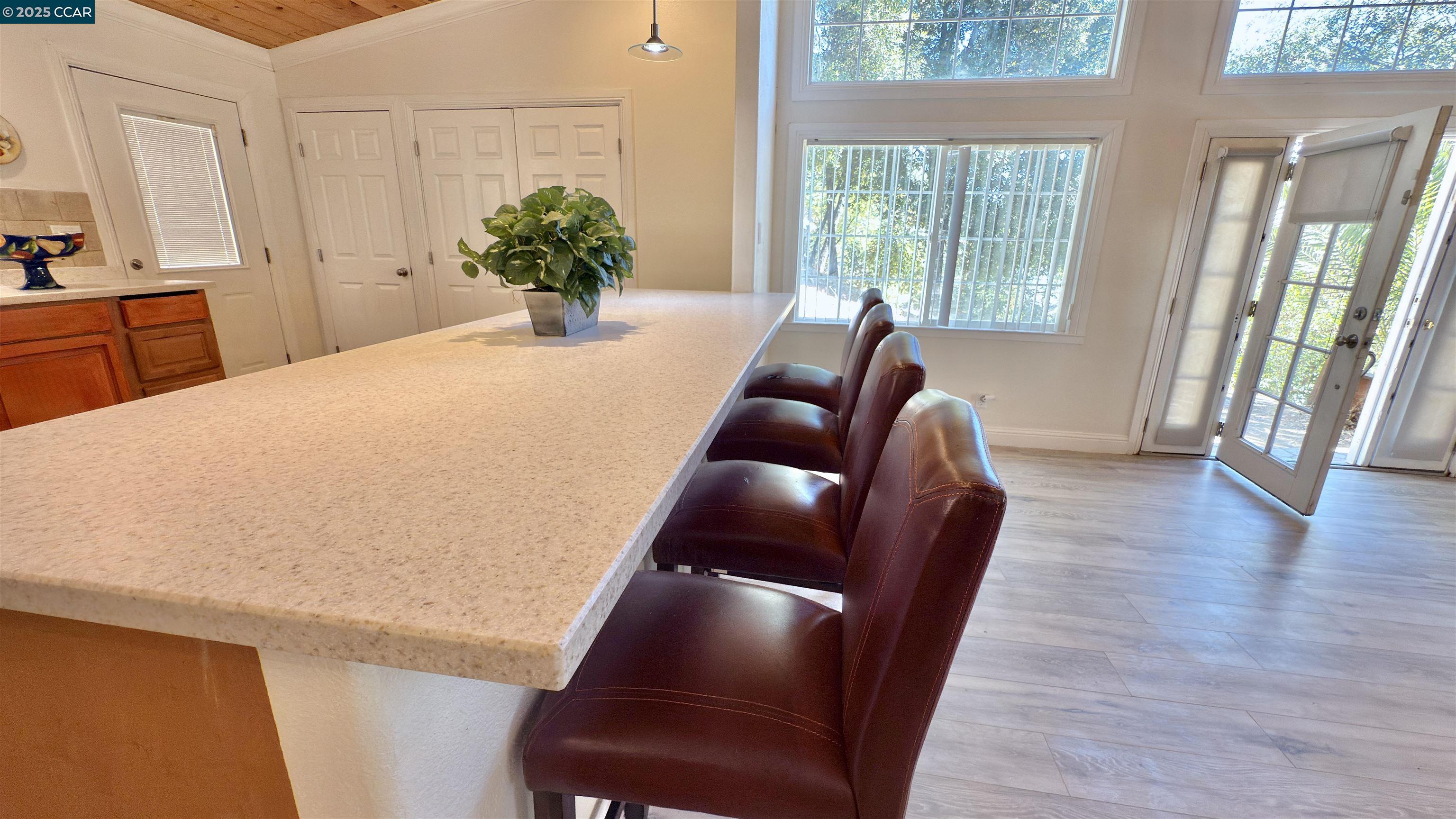 Detail Gallery Image 7 of 17 For 5935 Sunrise Ct, Lower Lake,  CA 95457 - 3 Beds | 2 Baths