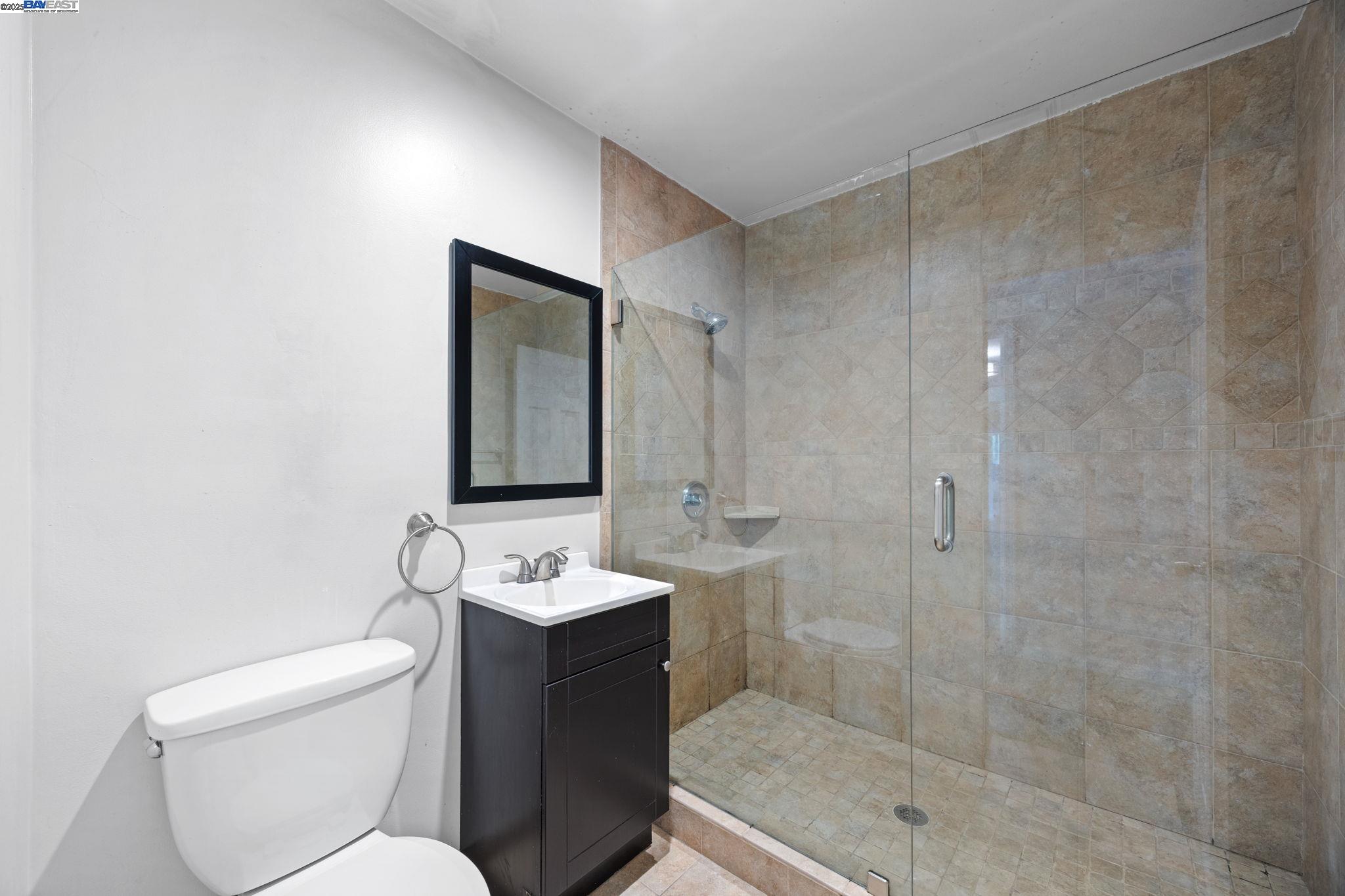 Detail Gallery Image 22 of 33 For 4321 Kingswood Dr, Concord,  CA 94518 - 4 Beds | 3 Baths