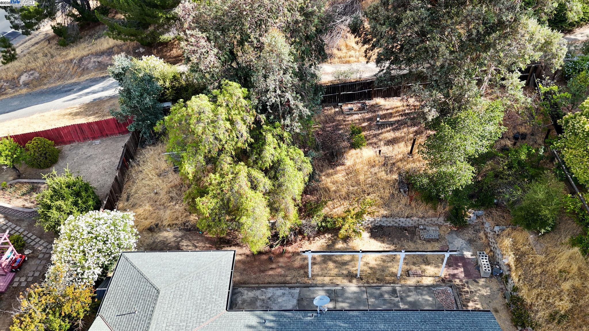Detail Gallery Image 28 of 33 For 4321 Kingswood Dr, Concord,  CA 94518 - 4 Beds | 3 Baths