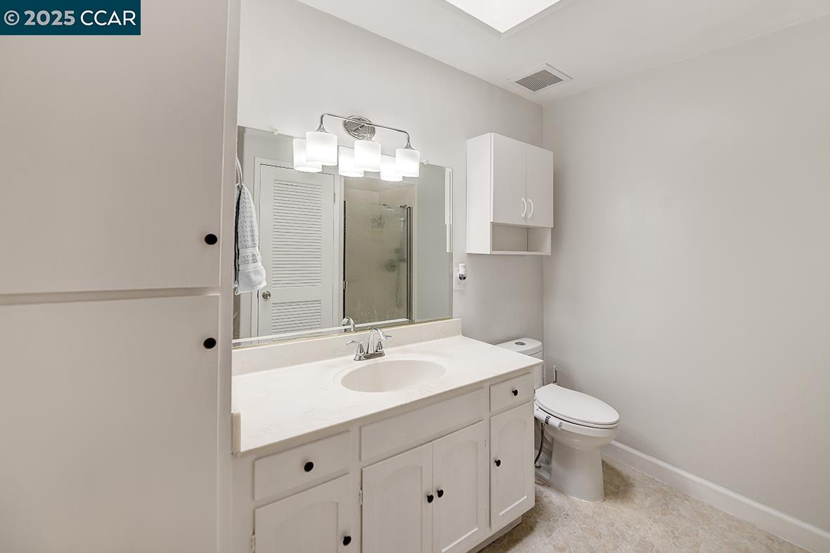 Photo #24: 41105858 Listing: Photo #24