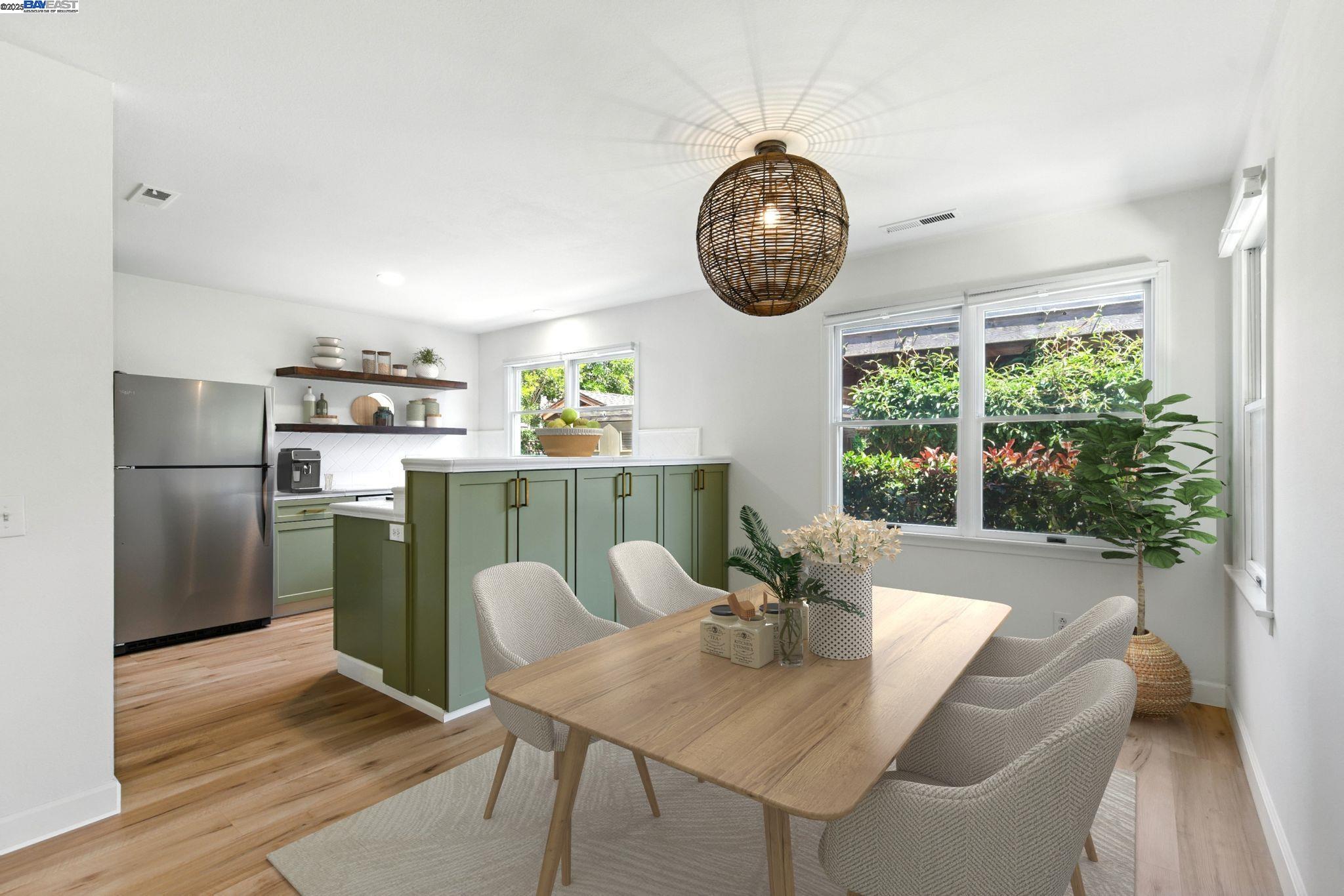 Photo #5: 41105862 Listing 