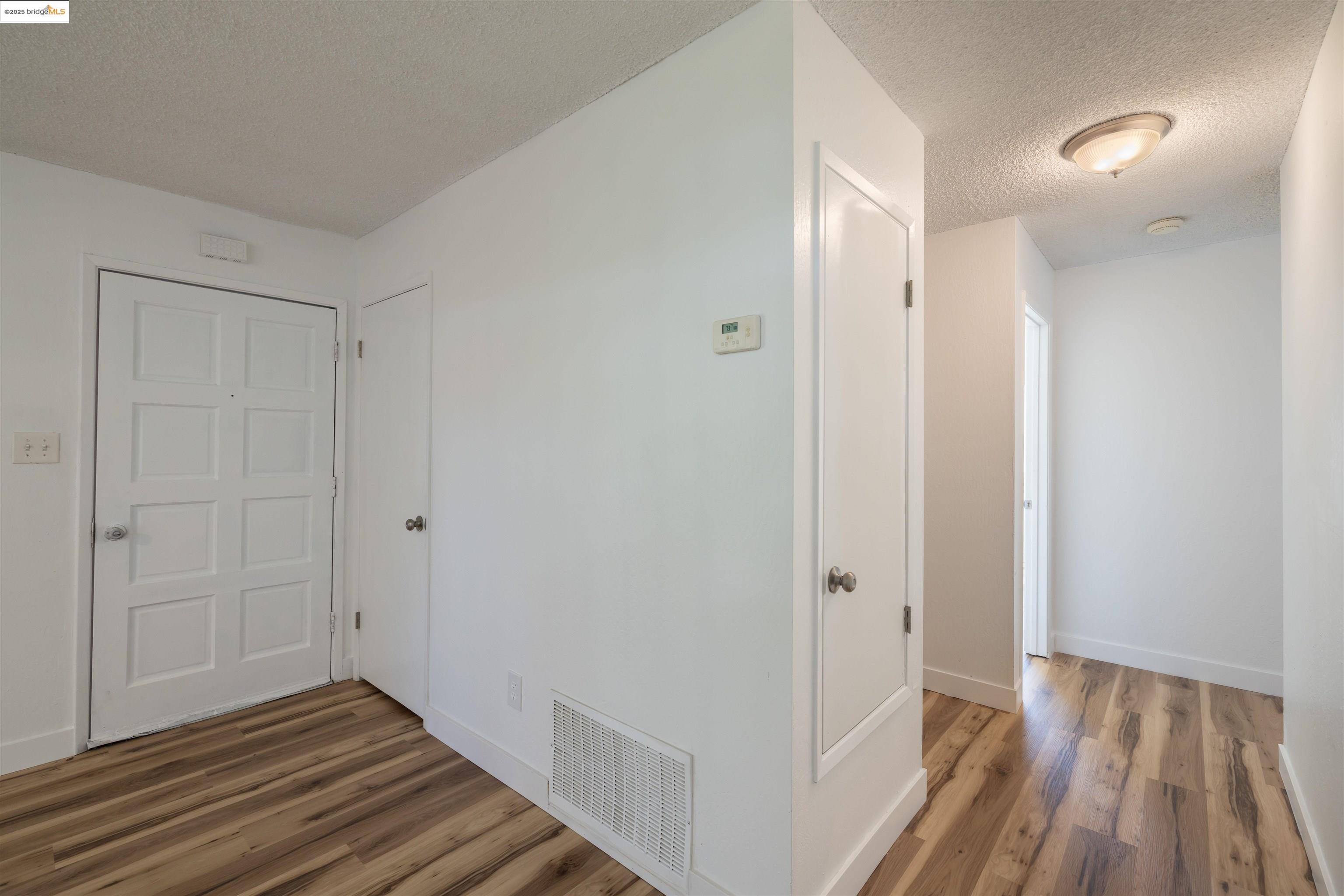 Detail Gallery Image 22 of 59 For 1813 Hanlon Way, Pittsburg,  CA 94565 - 4 Beds | 1/1 Baths