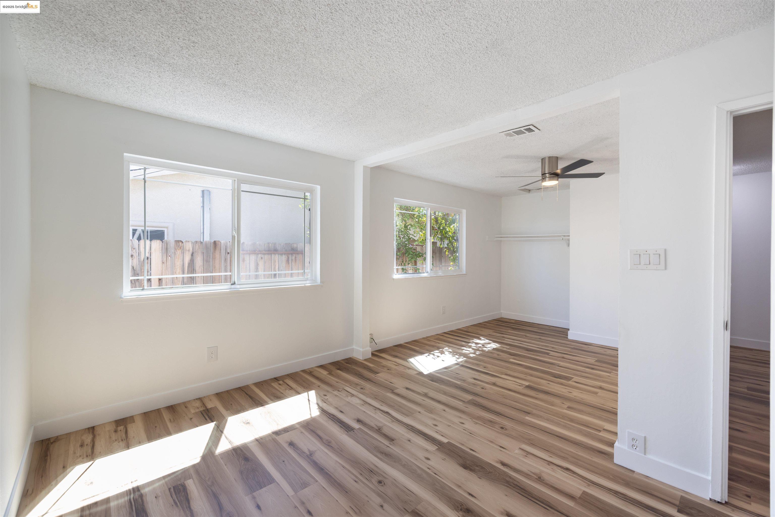 Detail Gallery Image 28 of 59 For 1813 Hanlon Way, Pittsburg,  CA 94565 - 4 Beds | 1/1 Baths