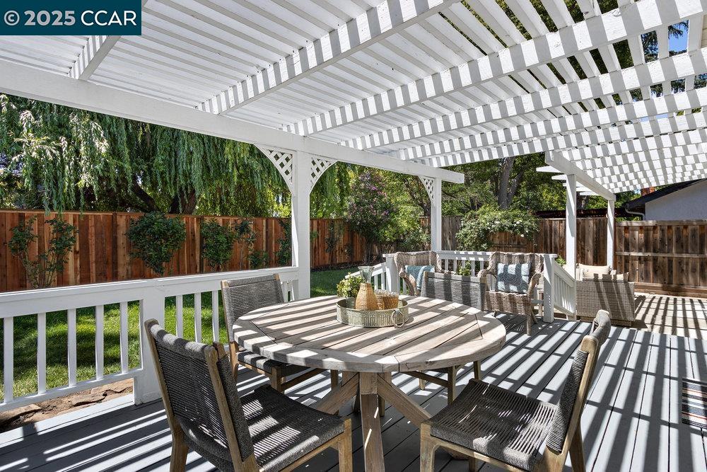 Detail Gallery Image 40 of 60 For 607 Nantucket Ct, Walnut Creek,  CA 94598 - 4 Beds | 2/1 Baths