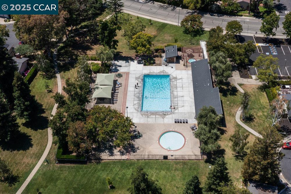Detail Gallery Image 46 of 60 For 607 Nantucket Ct, Walnut Creek,  CA 94598 - 4 Beds | 2/1 Baths