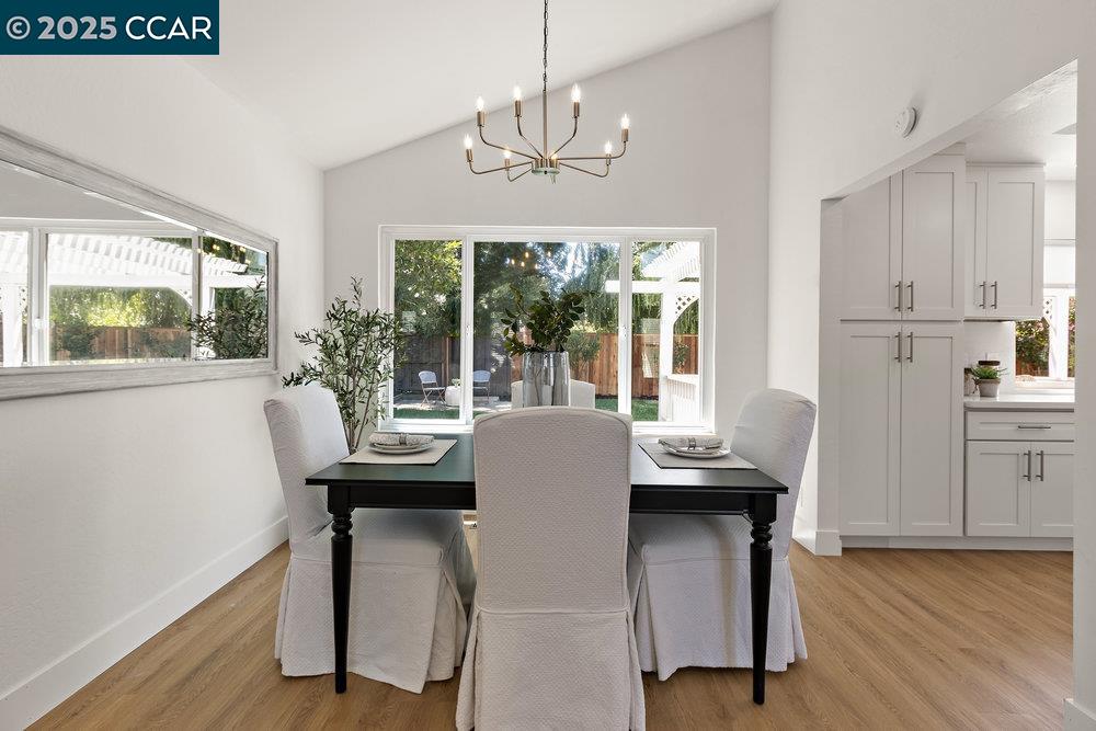 Detail Gallery Image 9 of 60 For 607 Nantucket Ct, Walnut Creek,  CA 94598 - 4 Beds | 2/1 Baths