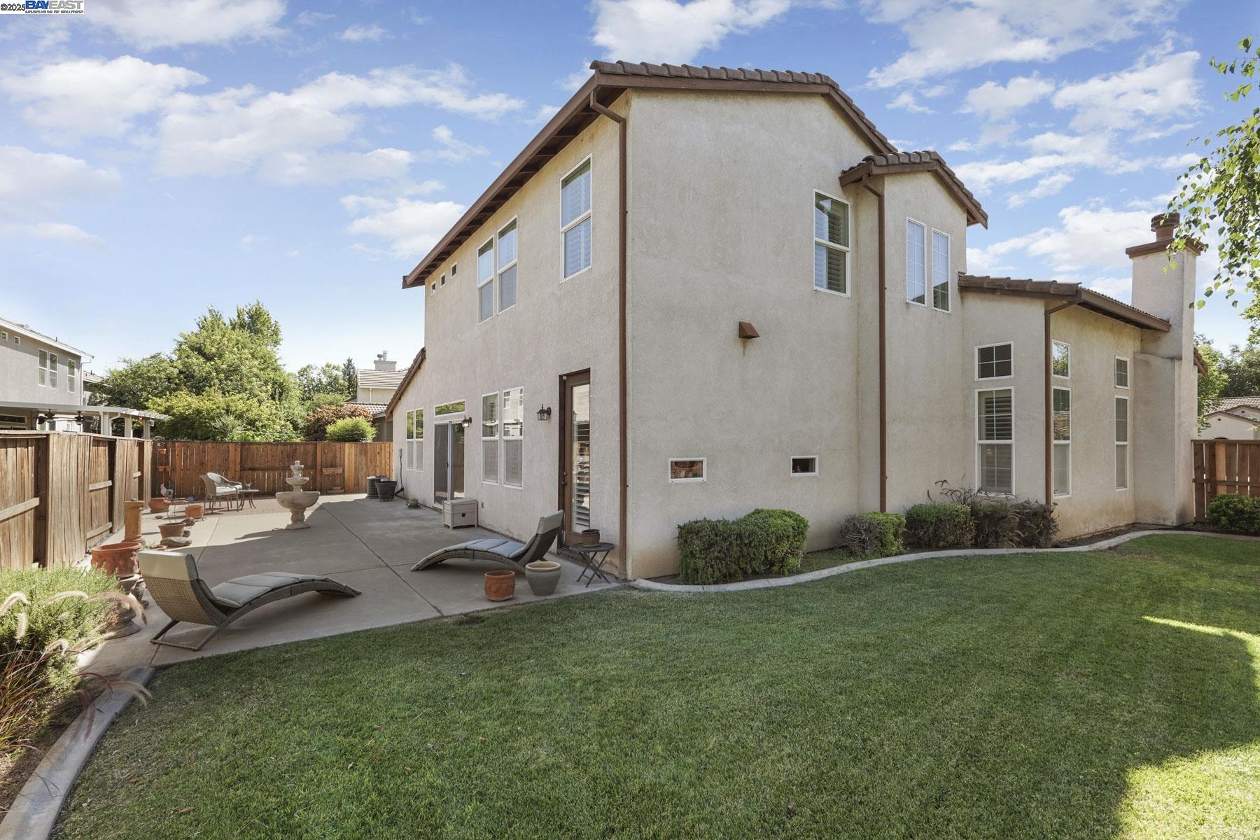 Detail Gallery Image 40 of 53 For 5854 Riverbank Cir, Stockton,  CA 95219 - 3 Beds | 2/1 Baths